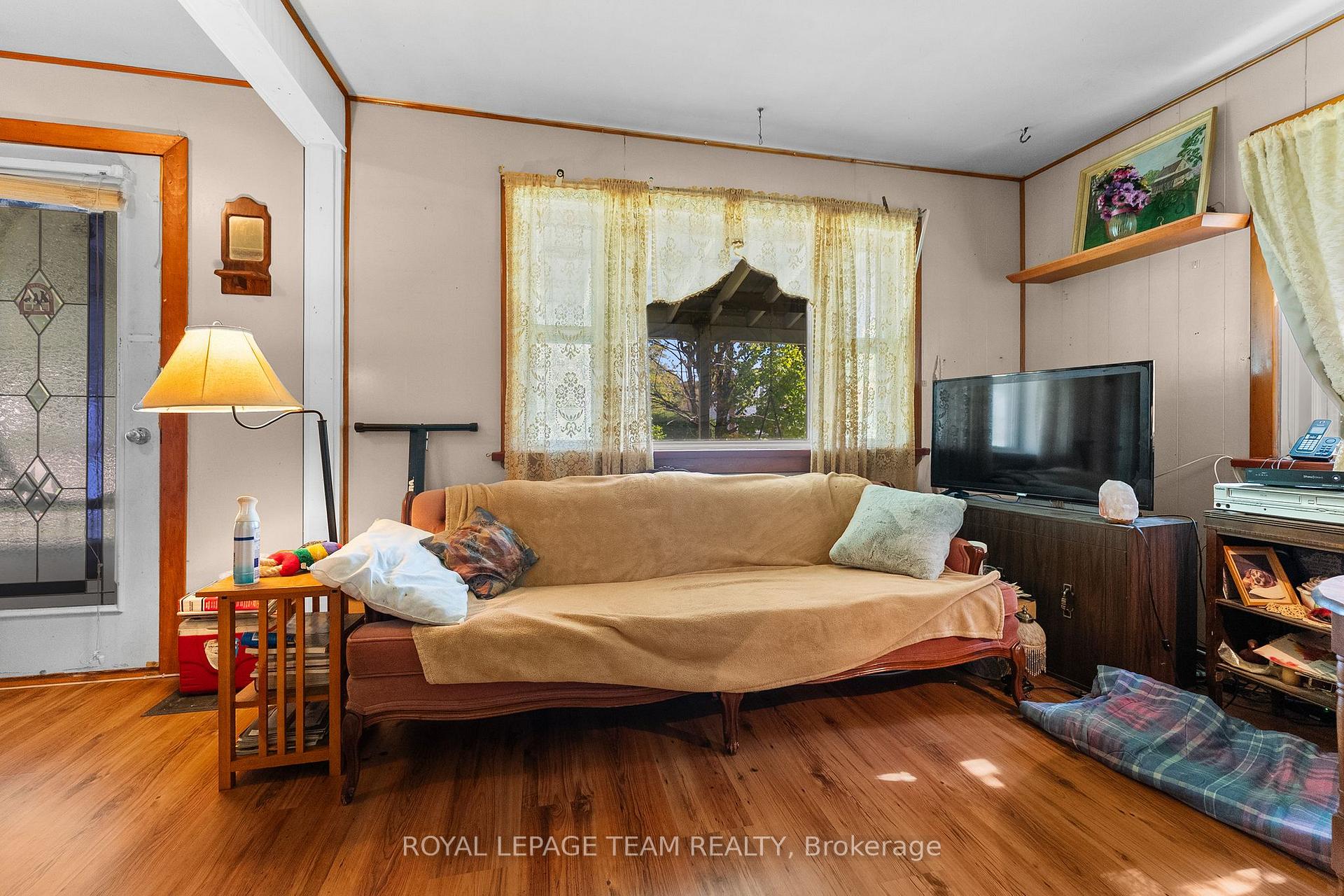 Photo 11 of 3779 Burnstown Road, Renfrew, Renfrew — HOMEH