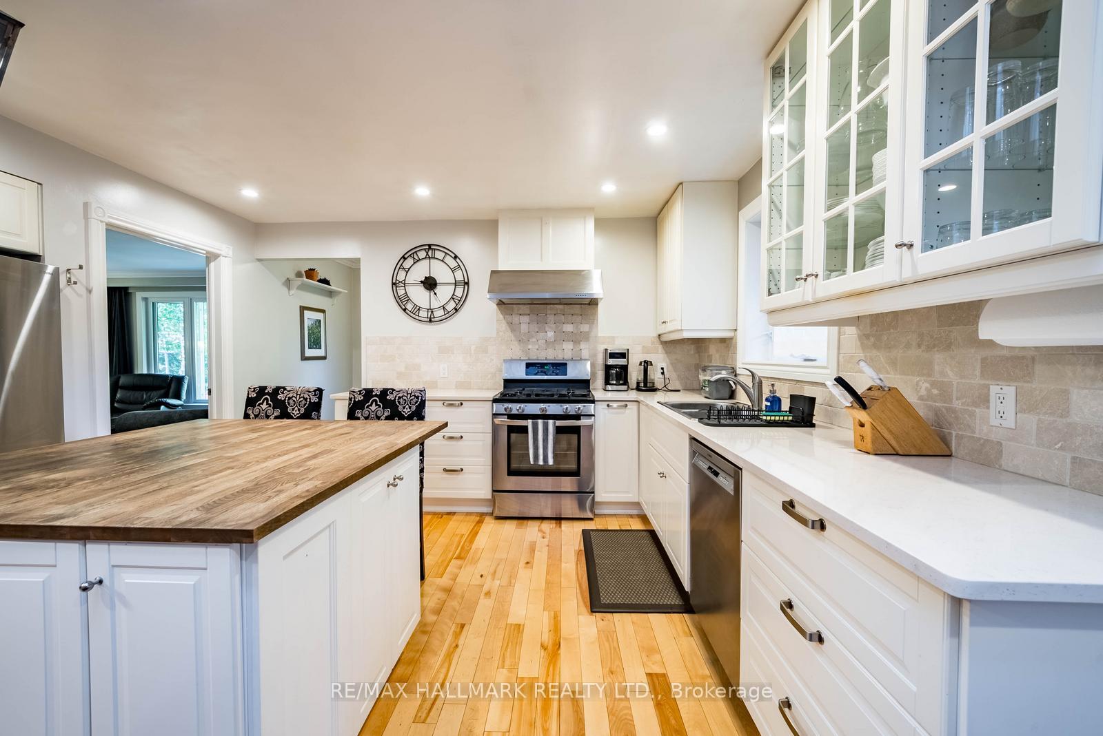 Photo 10 of 55 Larwood Boulevard, Scarborough, Cliffcrest — HOMEH