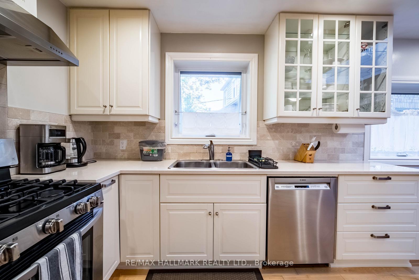 Photo 14 of 55 Larwood Boulevard, Scarborough, Cliffcrest — HOMEH