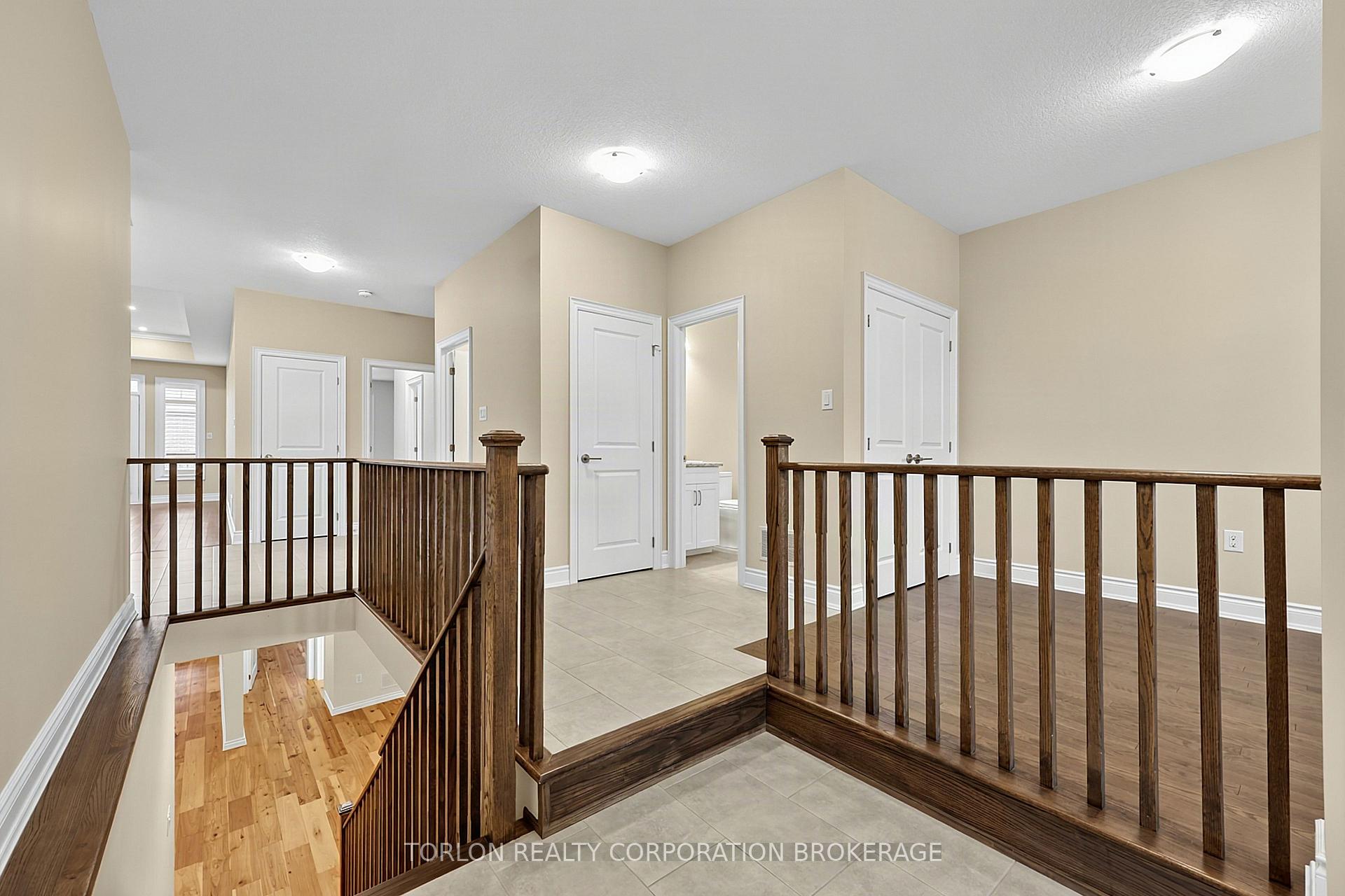 Photo 7 of Unit 4, 76 Summerhill Drive, New Tecumseth, Rural New Tecumseth — HOMEH