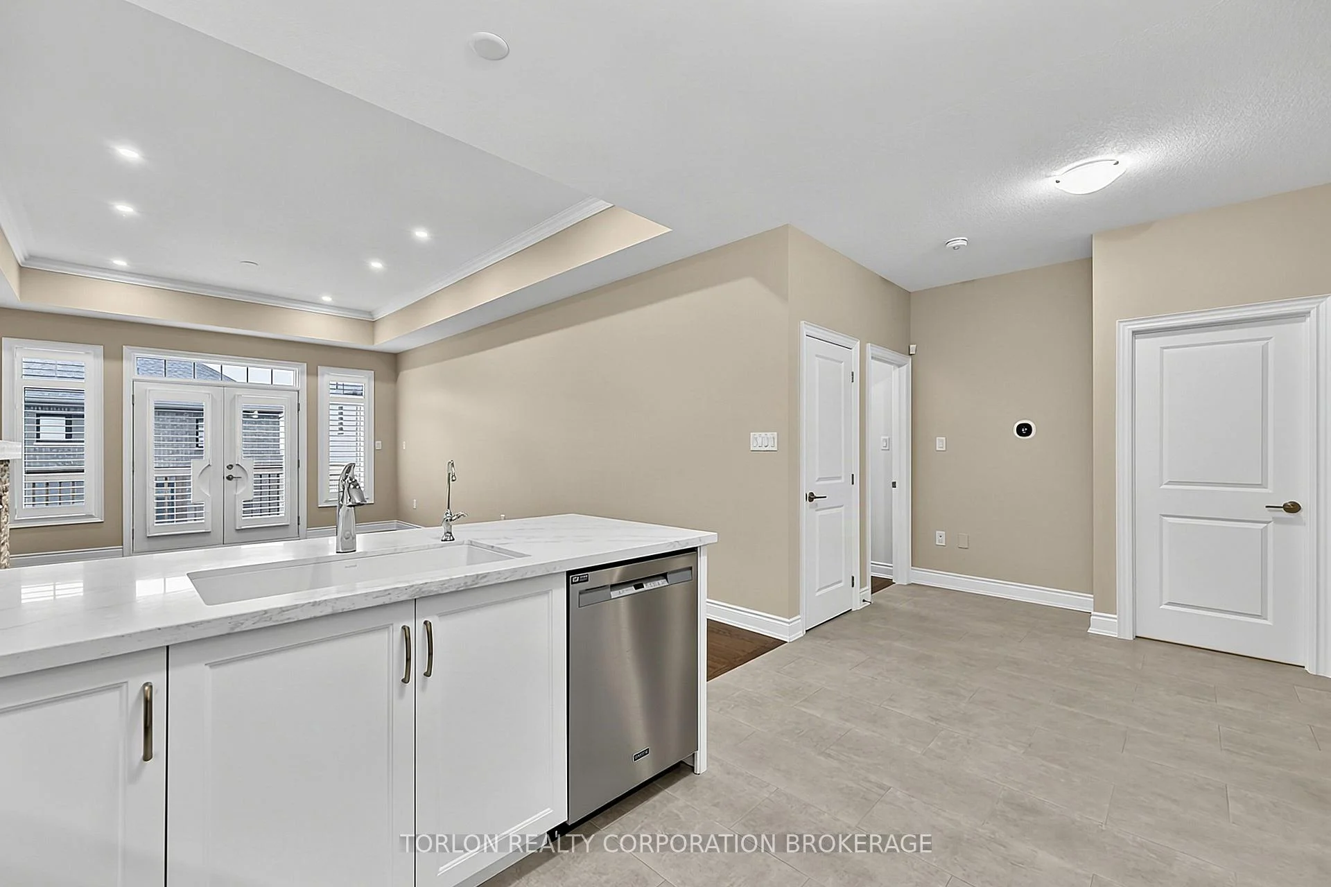 Photo 32 of Unit 4, 76 Summerhill Drive, New Tecumseth, Rural New Tecumseth — HOMEH