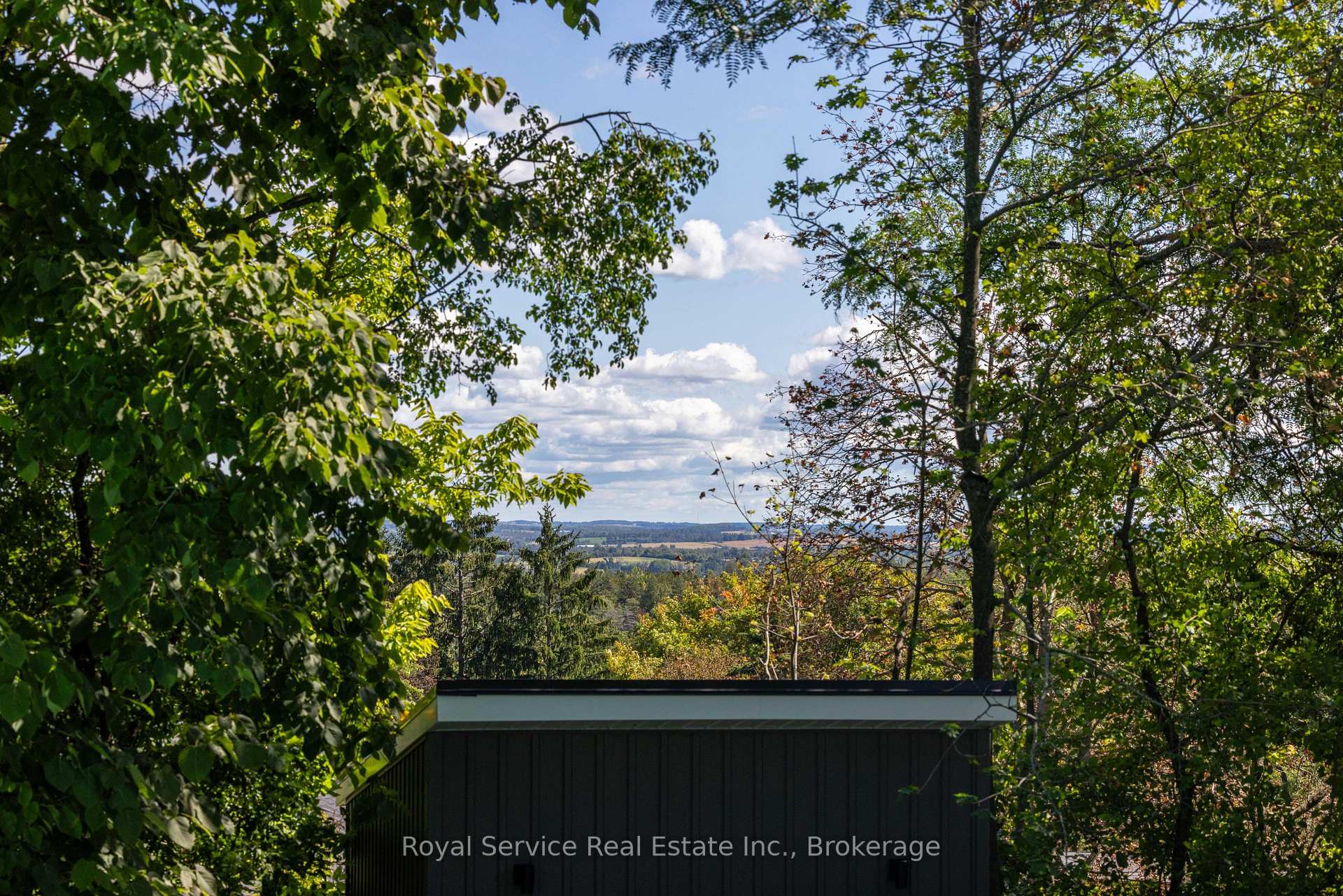 Photo 50 of 126 Ridgewood Road, Peterborough, Monaghan Ward 2 — HOMEH