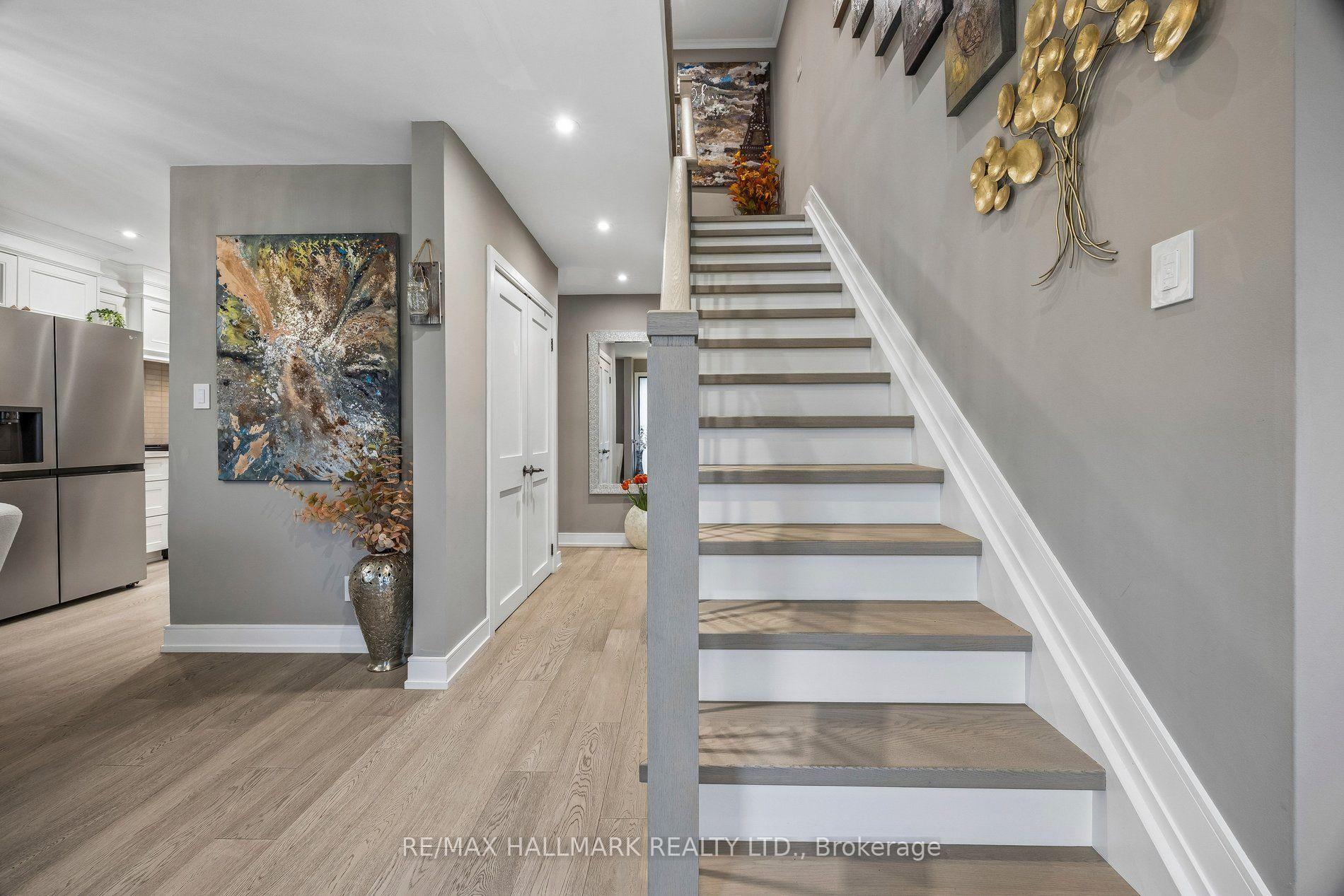 Photo 4 of 69 Nisbet Drive, Aurora, Aurora Highlands — HOMEH