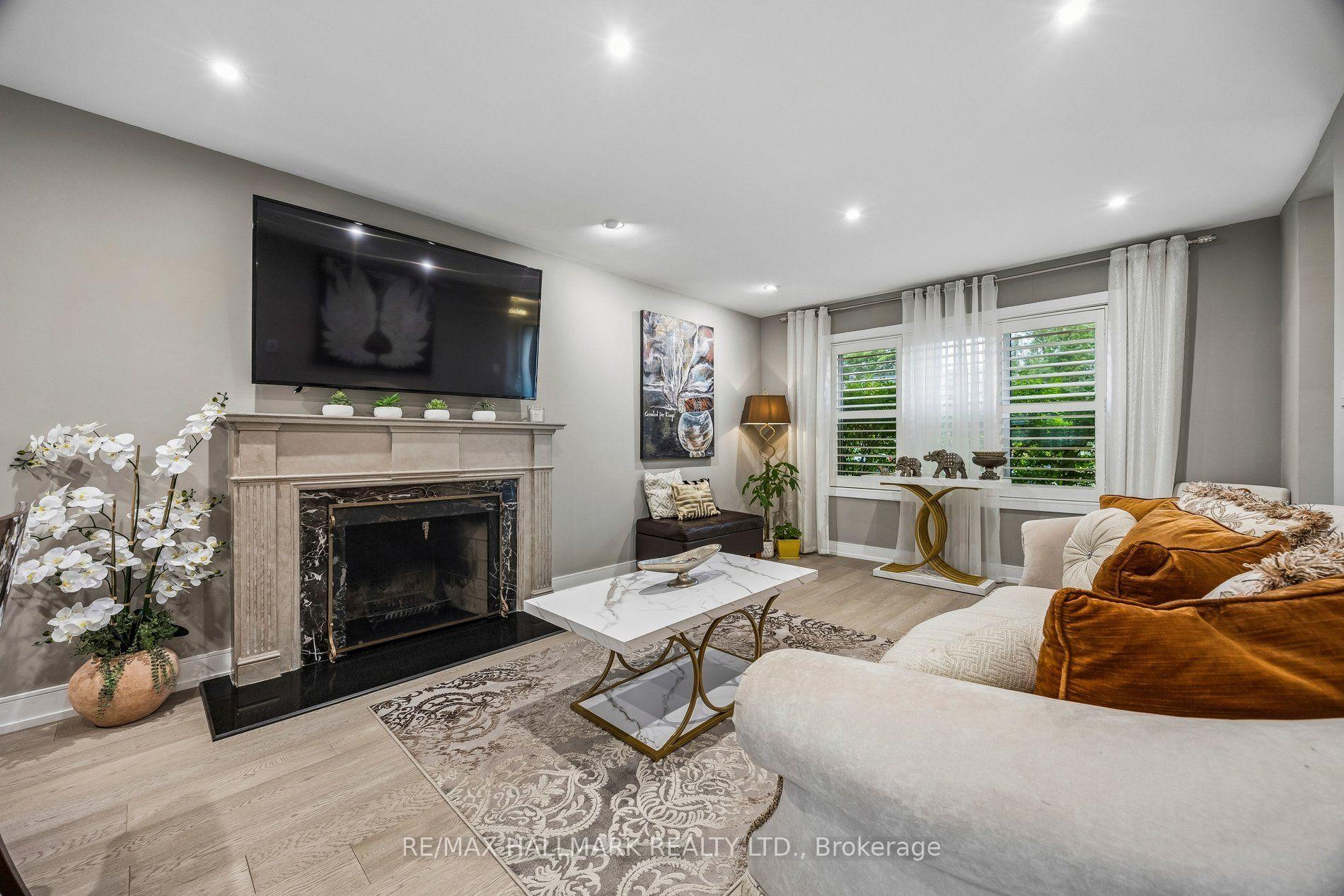Photo 9 of 69 Nisbet Drive, Aurora, Aurora Highlands — HOMEH