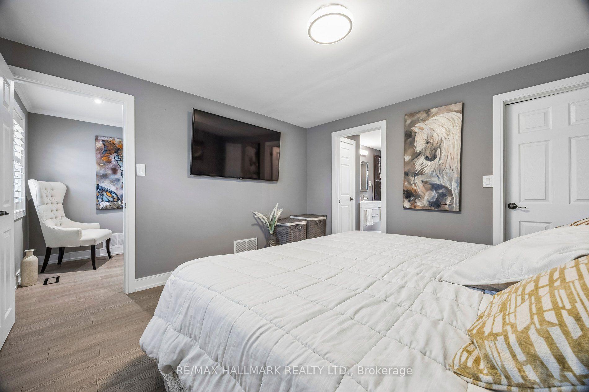 Photo 24 of 69 Nisbet Drive, Aurora, Aurora Highlands — HOMEH