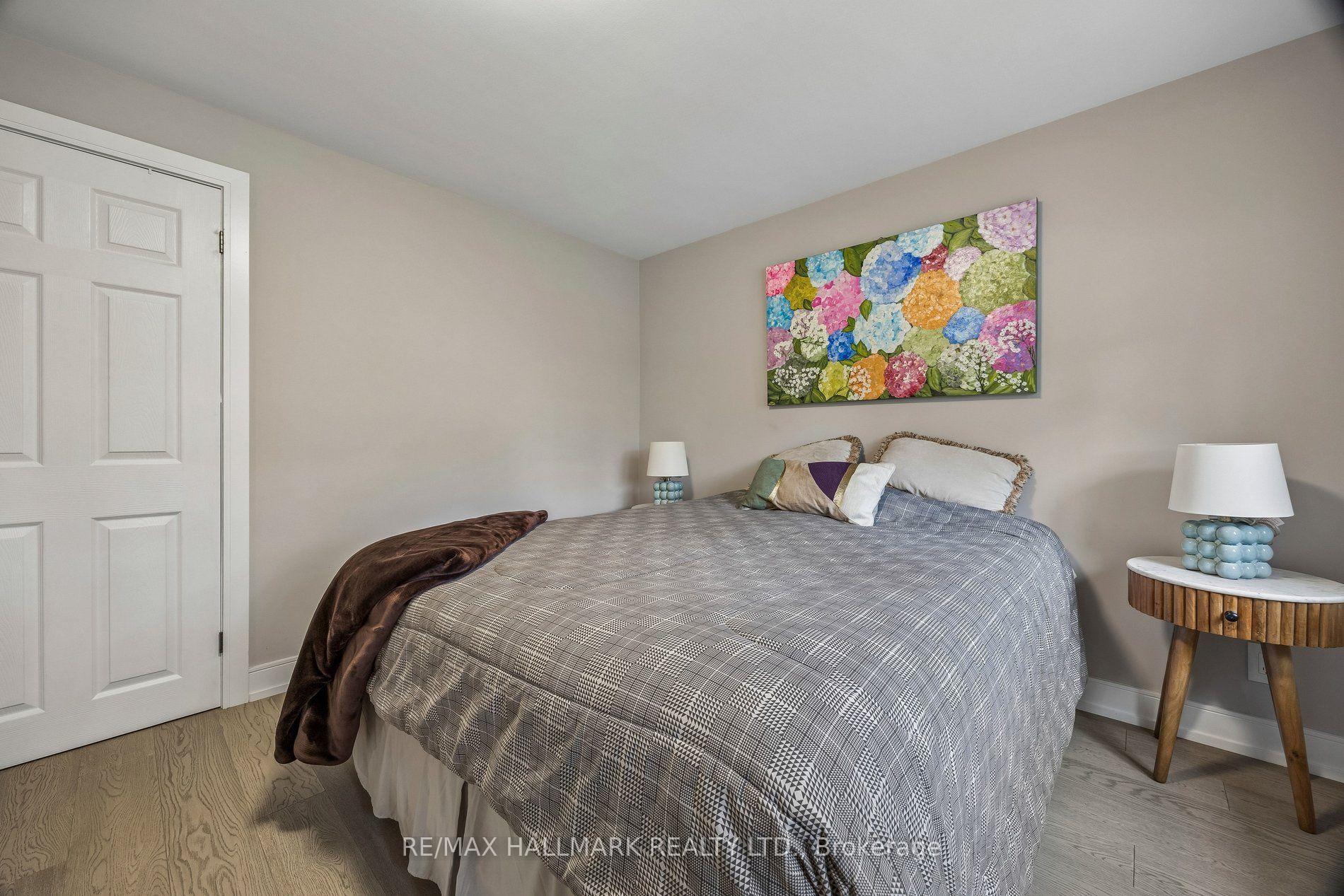 Photo 33 of 69 Nisbet Drive, Aurora, Aurora Highlands — HOMEH