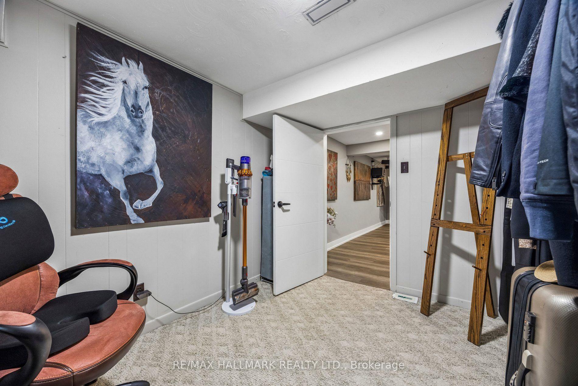 Photo 36 of 69 Nisbet Drive, Aurora, Aurora Highlands — HOMEH