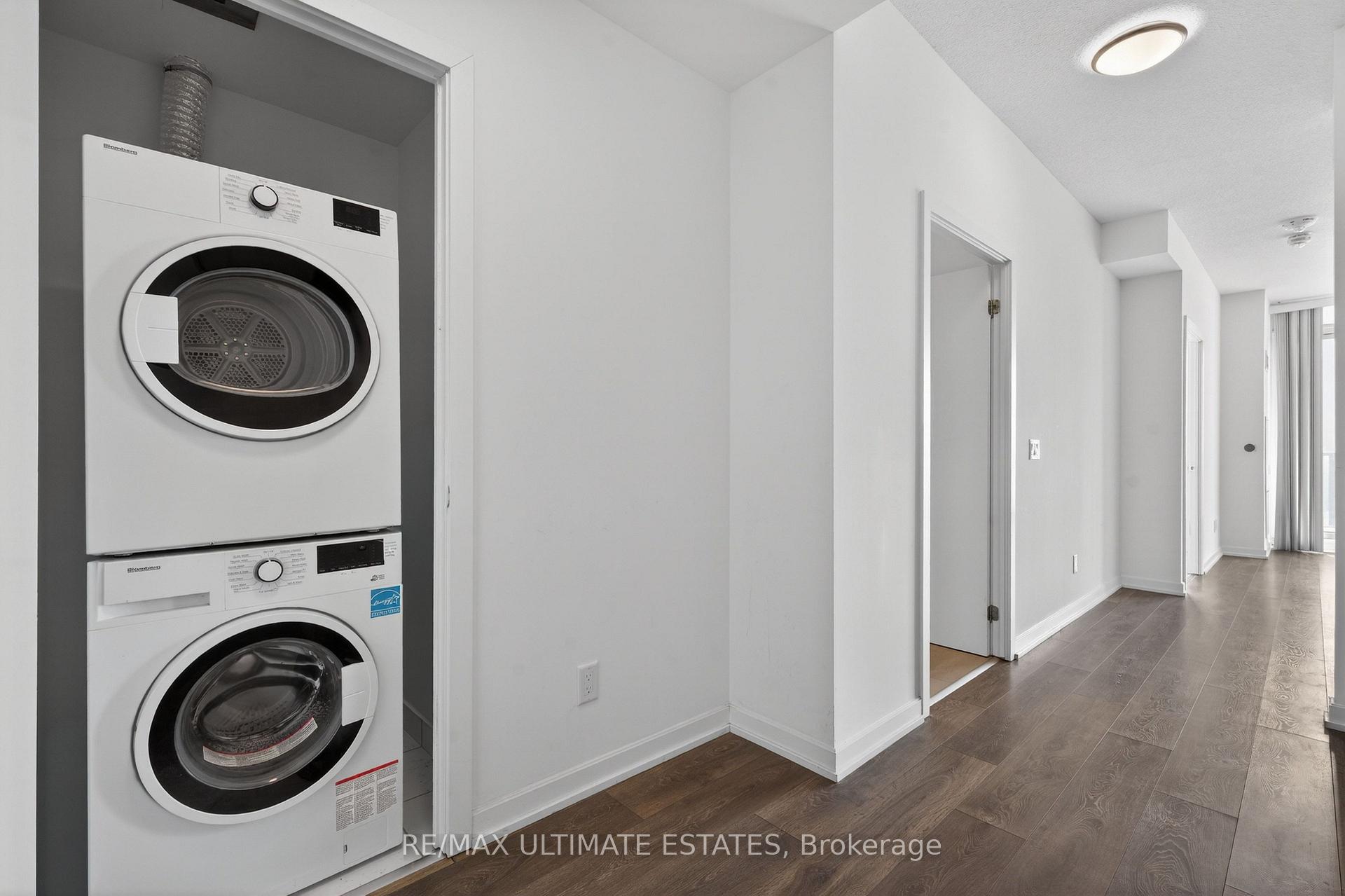 Photo 6 of Unit 1809, 32 Forest Manor Road, North York, Henry Farm — HOMEH