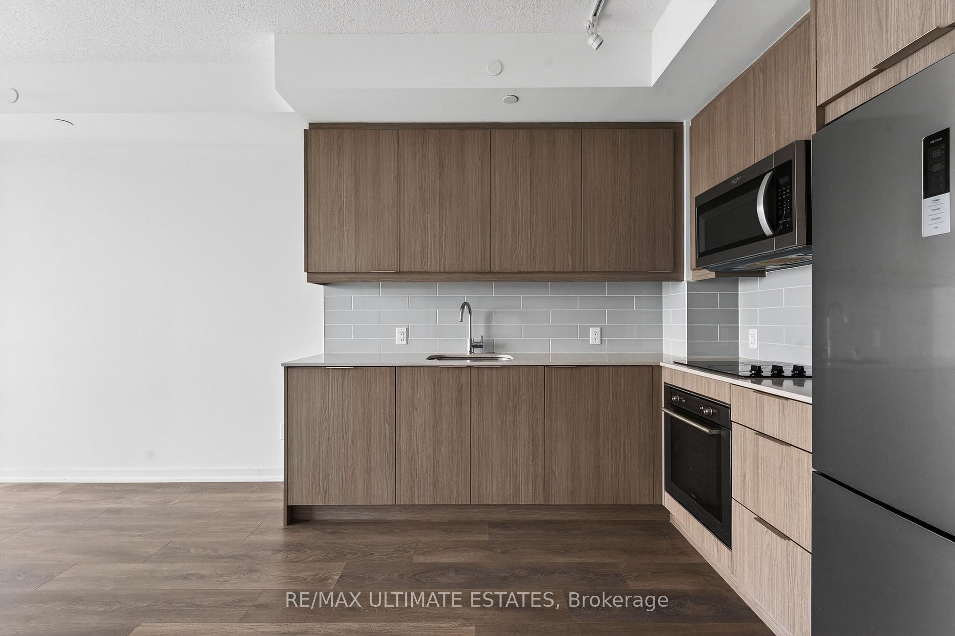 Photo 8 of Unit 1809, 32 Forest Manor Road, North York, Henry Farm — HOMEH