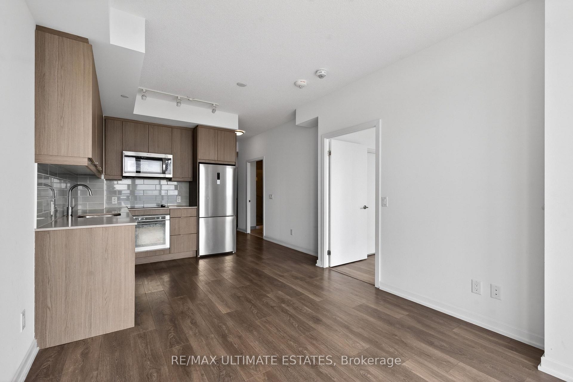 Photo 16 of Unit 1809, 32 Forest Manor Road, North York, Henry Farm — HOMEH