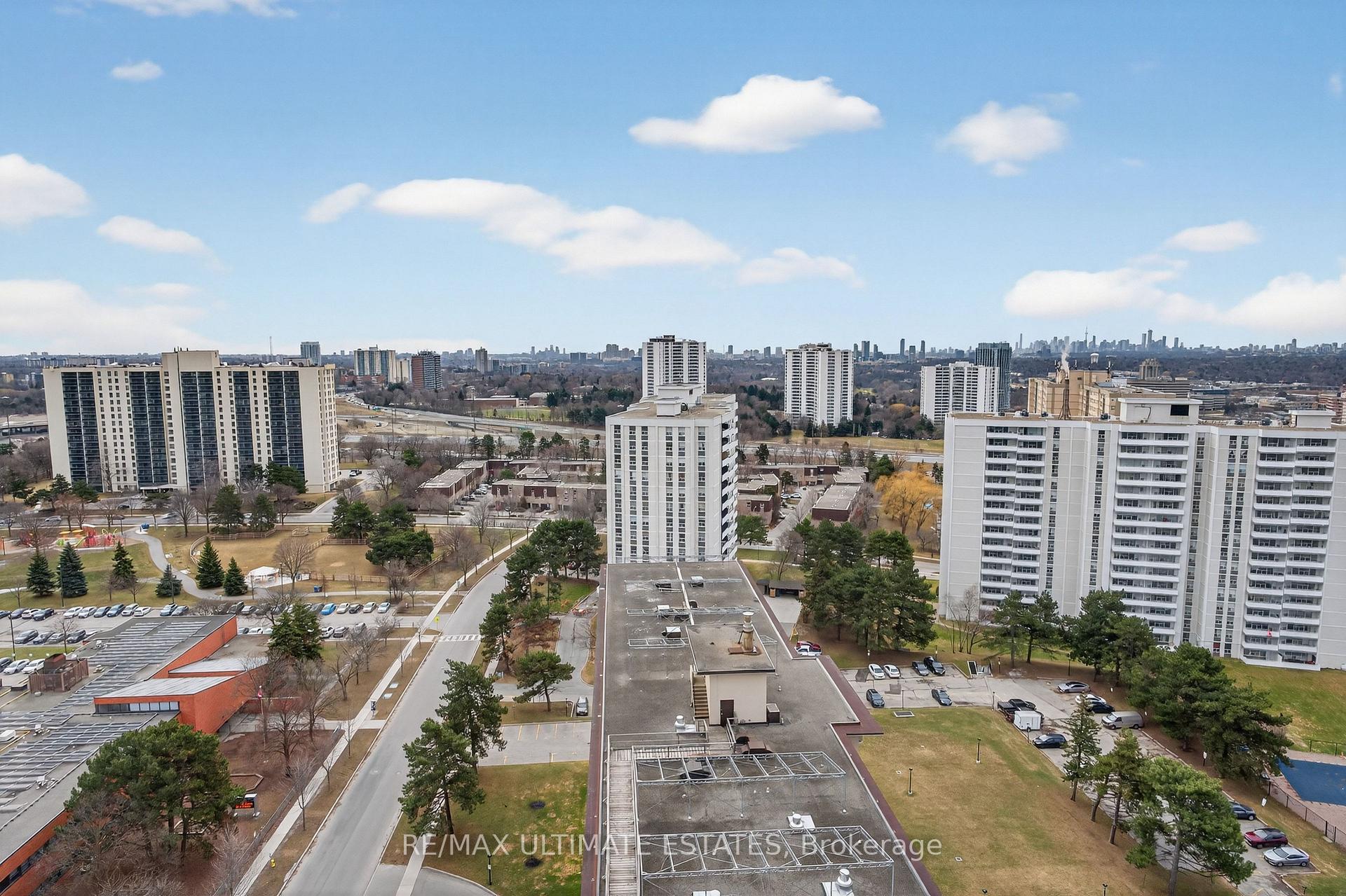 Photo 30 of Unit 1809, 32 Forest Manor Road, North York, Henry Farm — HOMEH