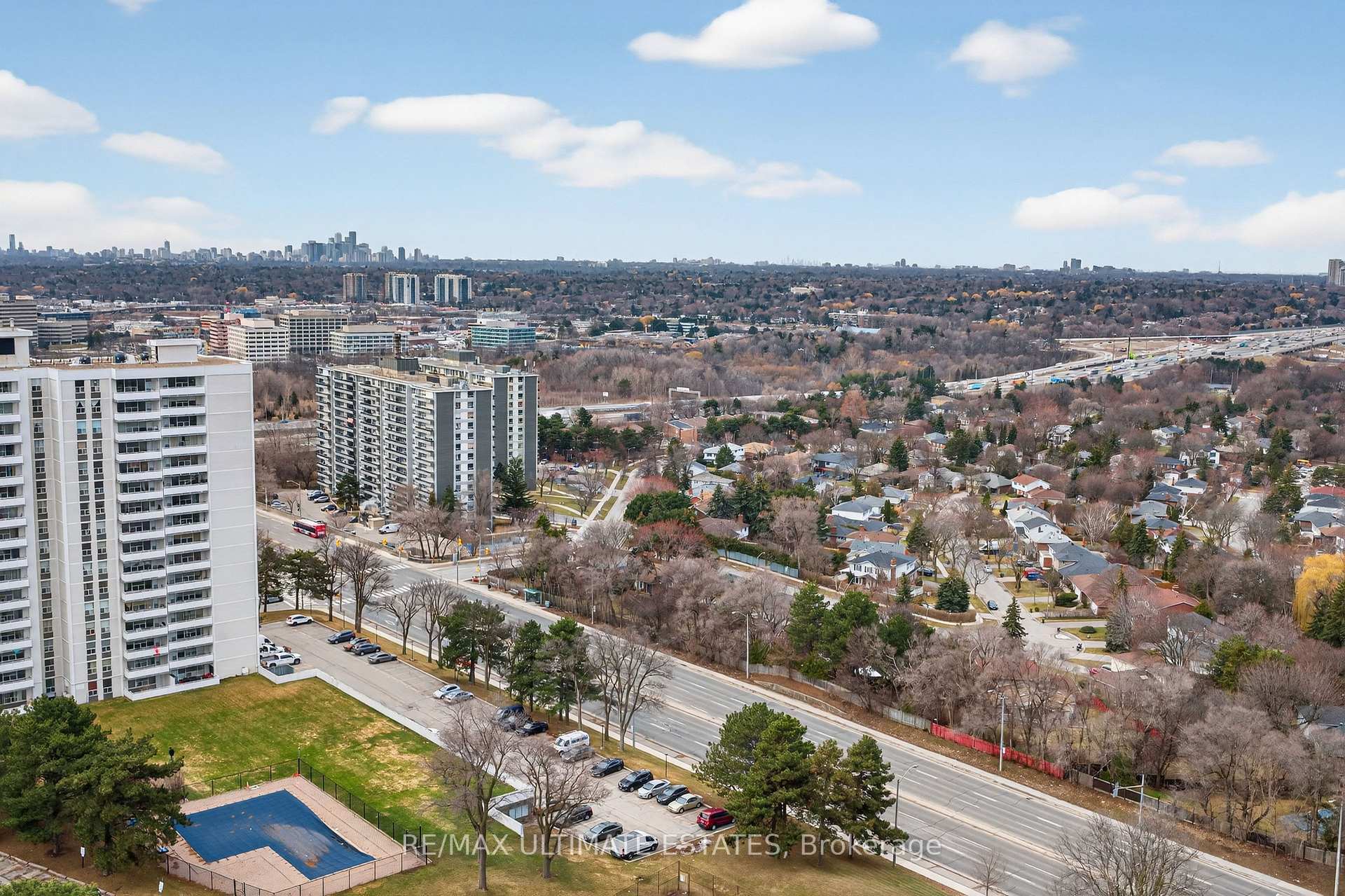 Photo 31 of Unit 1809, 32 Forest Manor Road, North York, Henry Farm — HOMEH