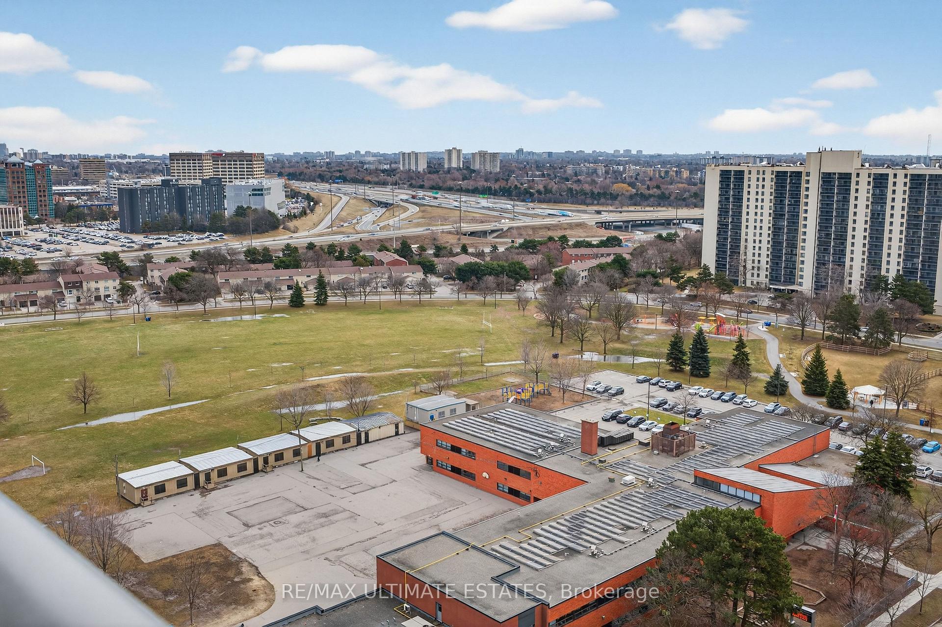 Photo 32 of Unit 1809, 32 Forest Manor Road, North York, Henry Farm — HOMEH