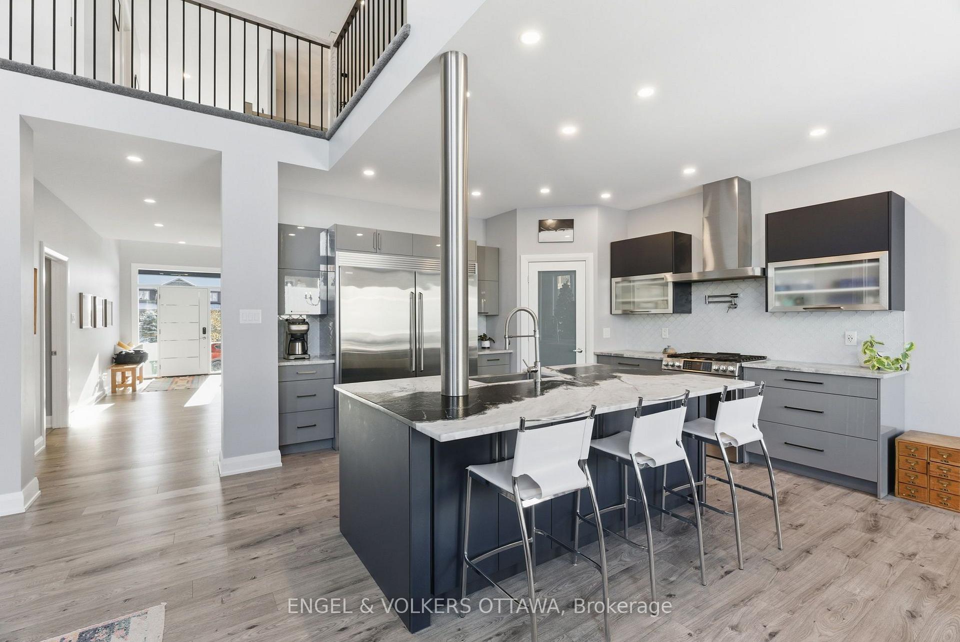 Photo 6 of 640 Meadowridge Circle, Ottawa, Carp — HOMEH