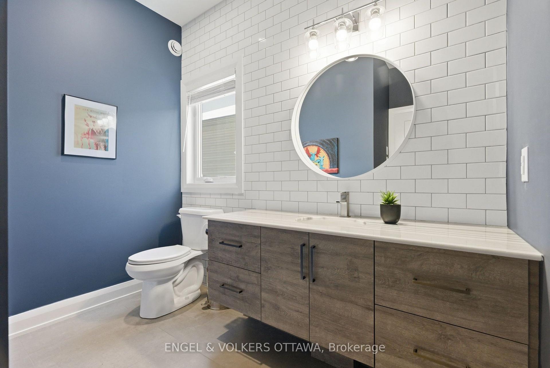 Photo 17 of 640 Meadowridge Circle, Ottawa, Carp — HOMEH