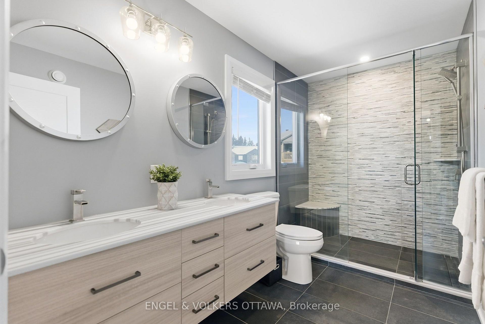 Photo 22 of 640 Meadowridge Circle, Ottawa, Carp — HOMEH