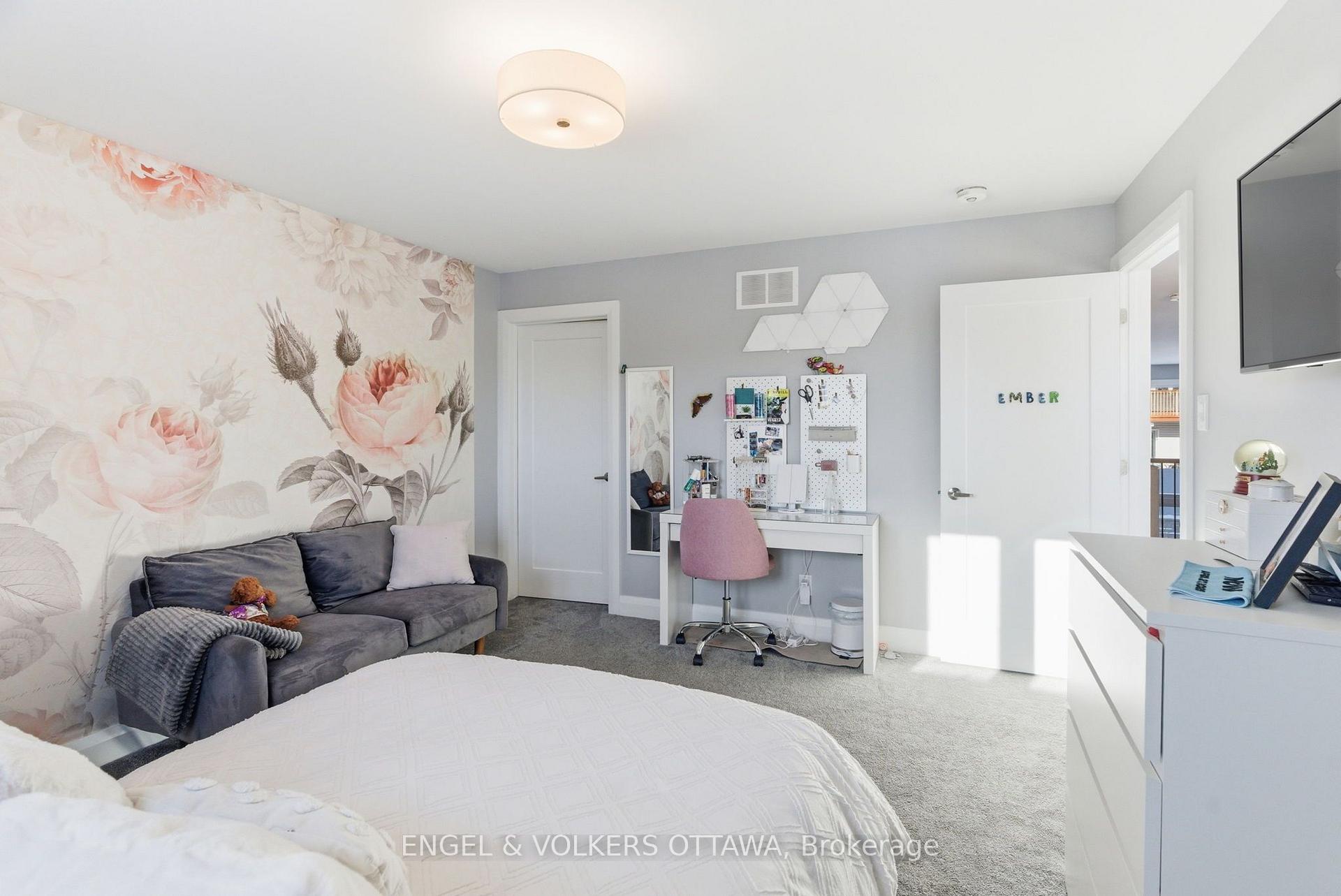 Photo 27 of 640 Meadowridge Circle, Ottawa, Carp — HOMEH