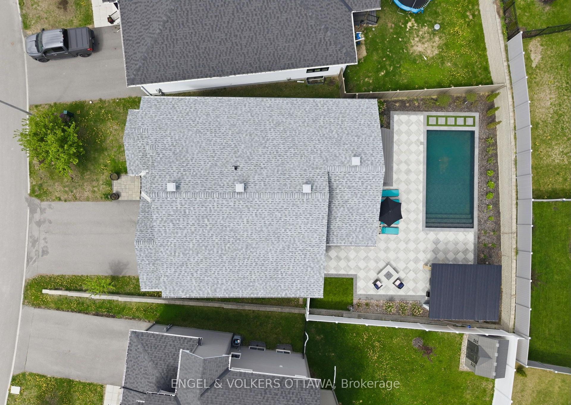 Photo 35 of 640 Meadowridge Circle, Ottawa, Carp — HOMEH