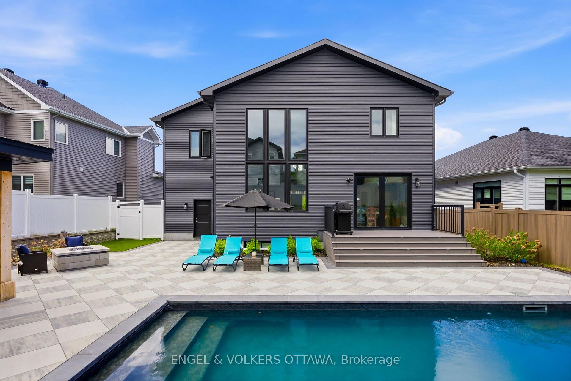 Photo 38 of 640 Meadowridge Circle, Ottawa, Carp — HOMEH
