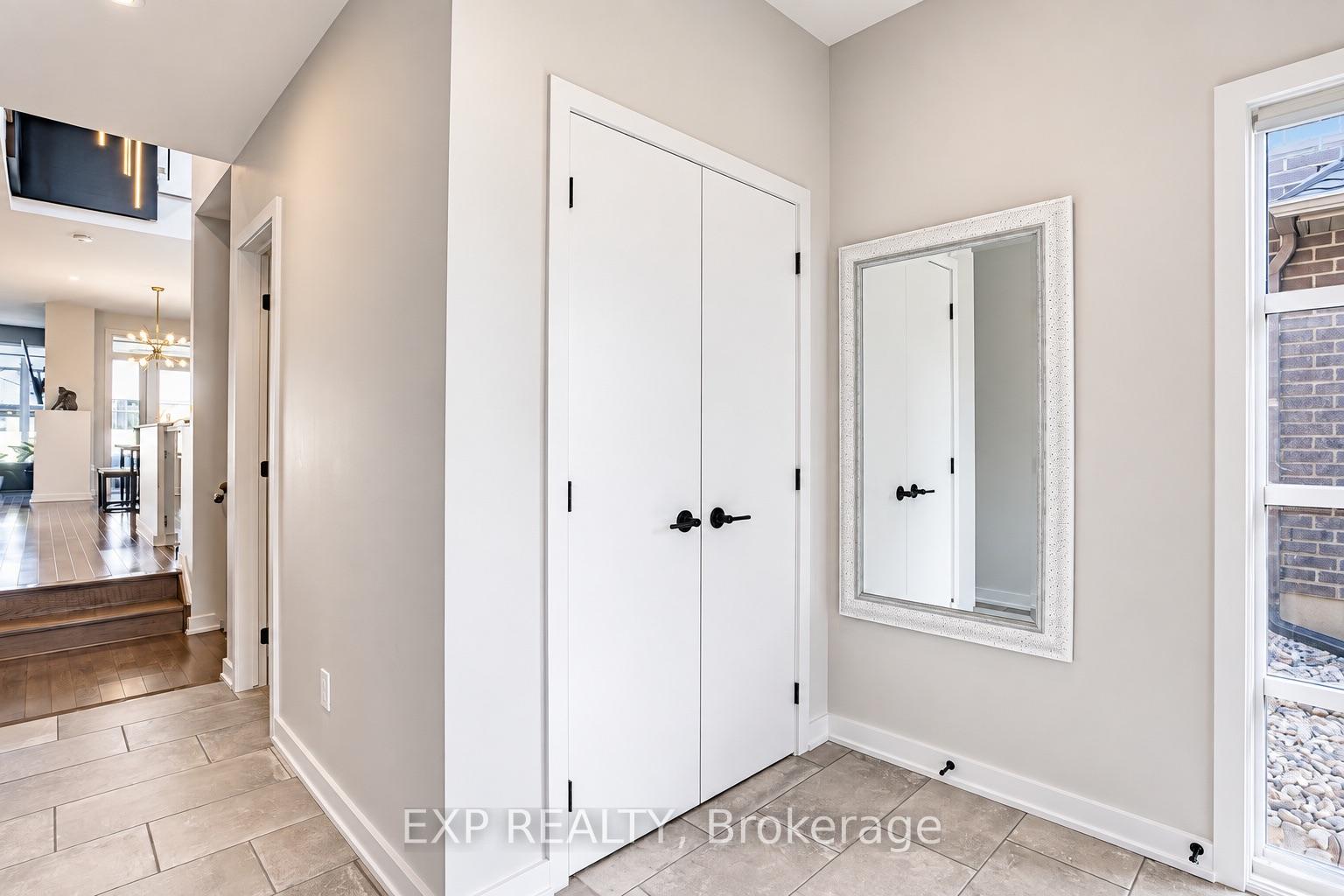 Photo 4 of 1077 Lunar Glow Crescent, Ottawa, Riverside South/Gloucester Glen — HOMEH