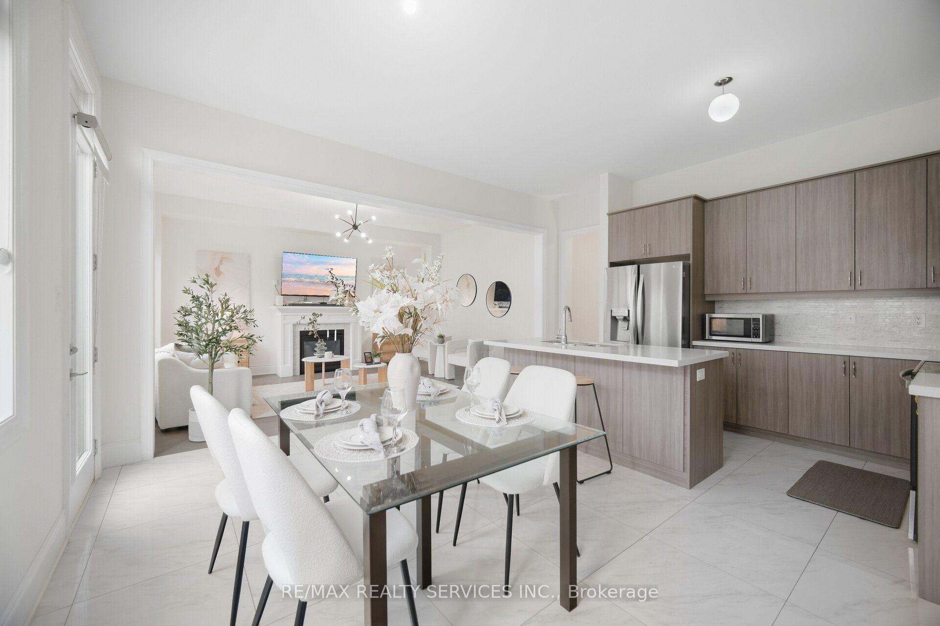 Photo 4 of 70 Royal Fern Crescent, Caledon, Rural Caledon — HOMEH