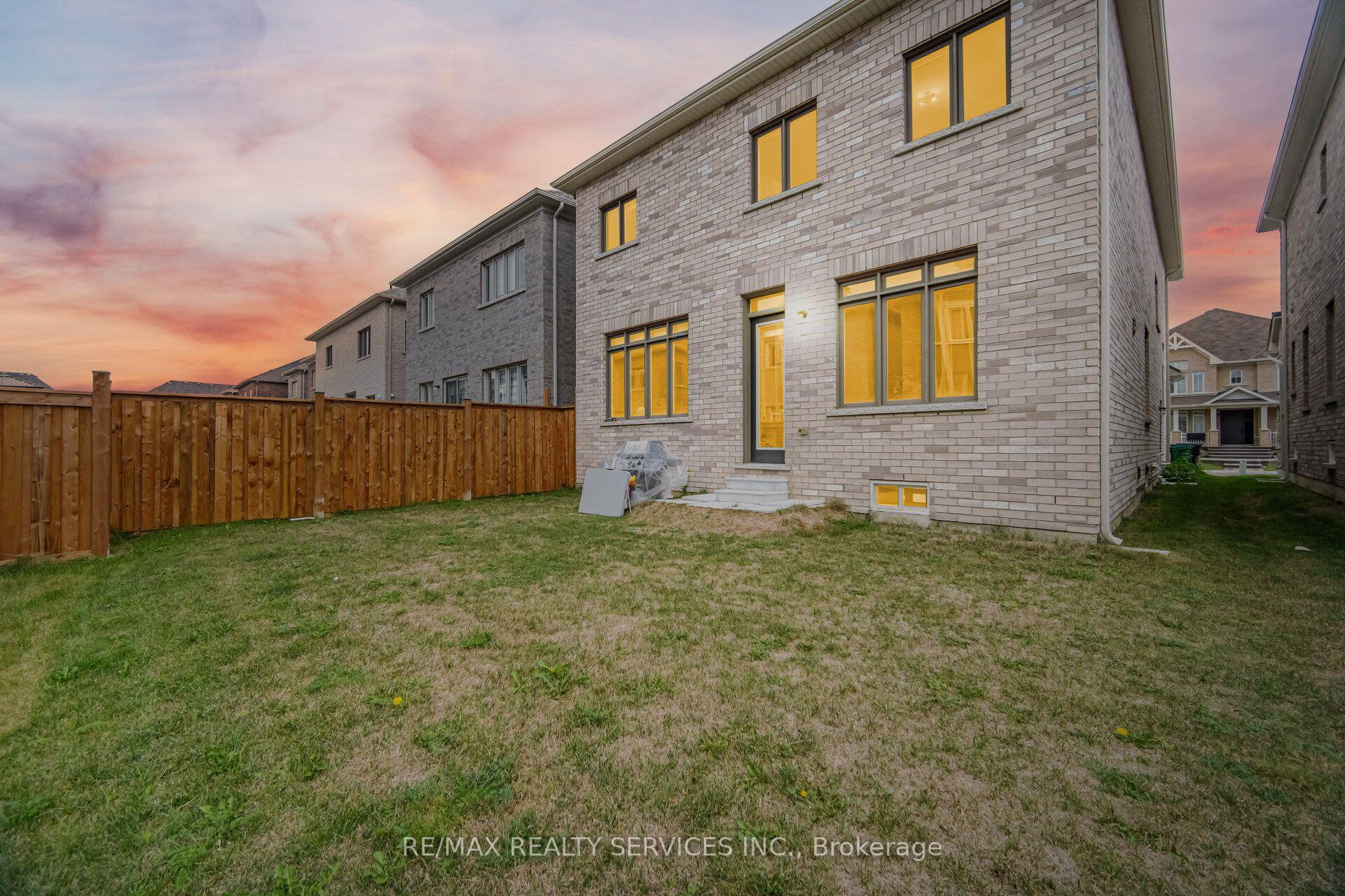 Photo 51 of 70 Royal Fern Crescent, Caledon, Rural Caledon — HOMEH