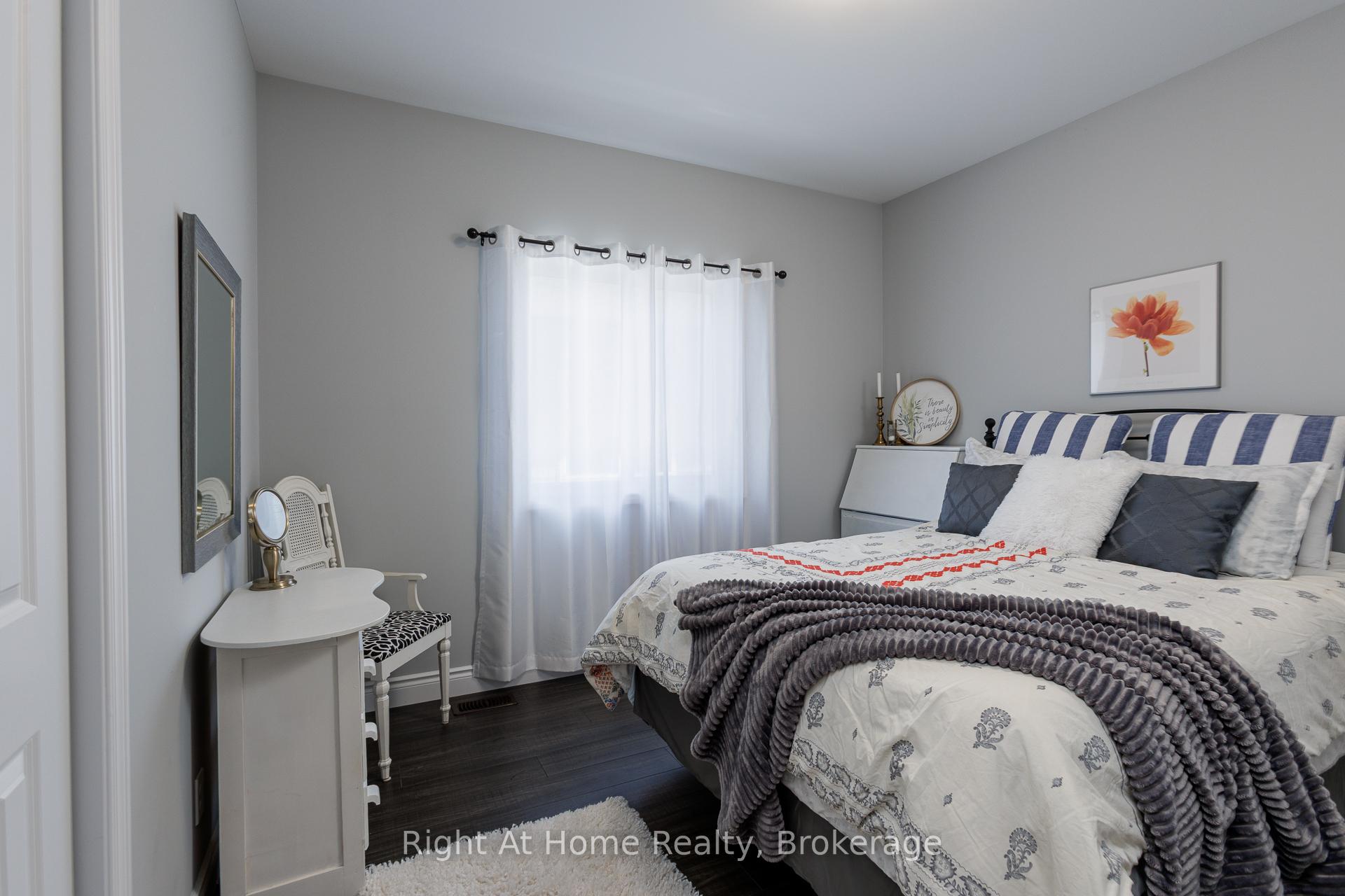 Photo 18 of 40 Birchmount Street, Quinte West, Murray Ward — HOMEH