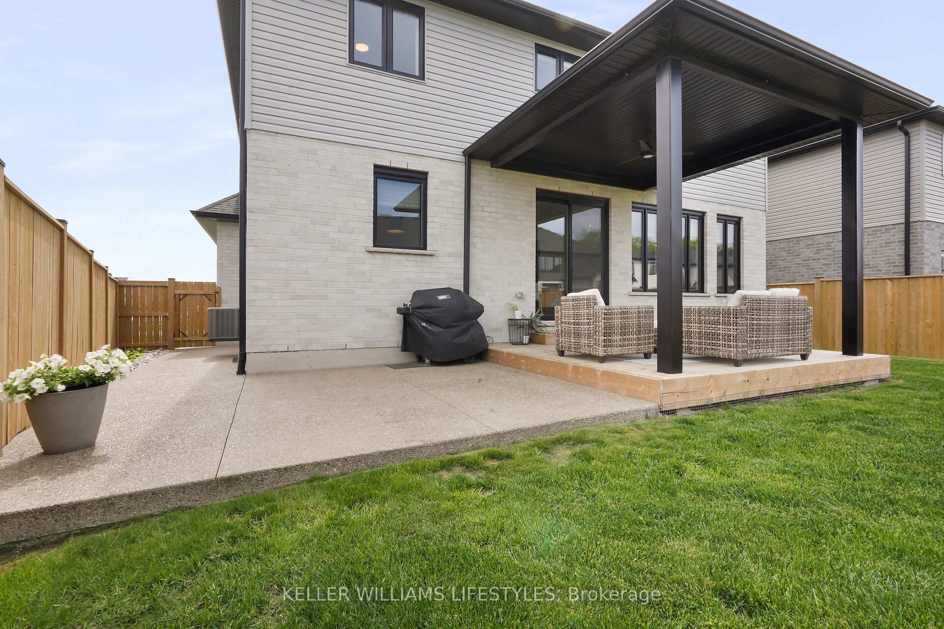 Photo 38 of 1789 Applerock Avenue, London, North S — HOMEH