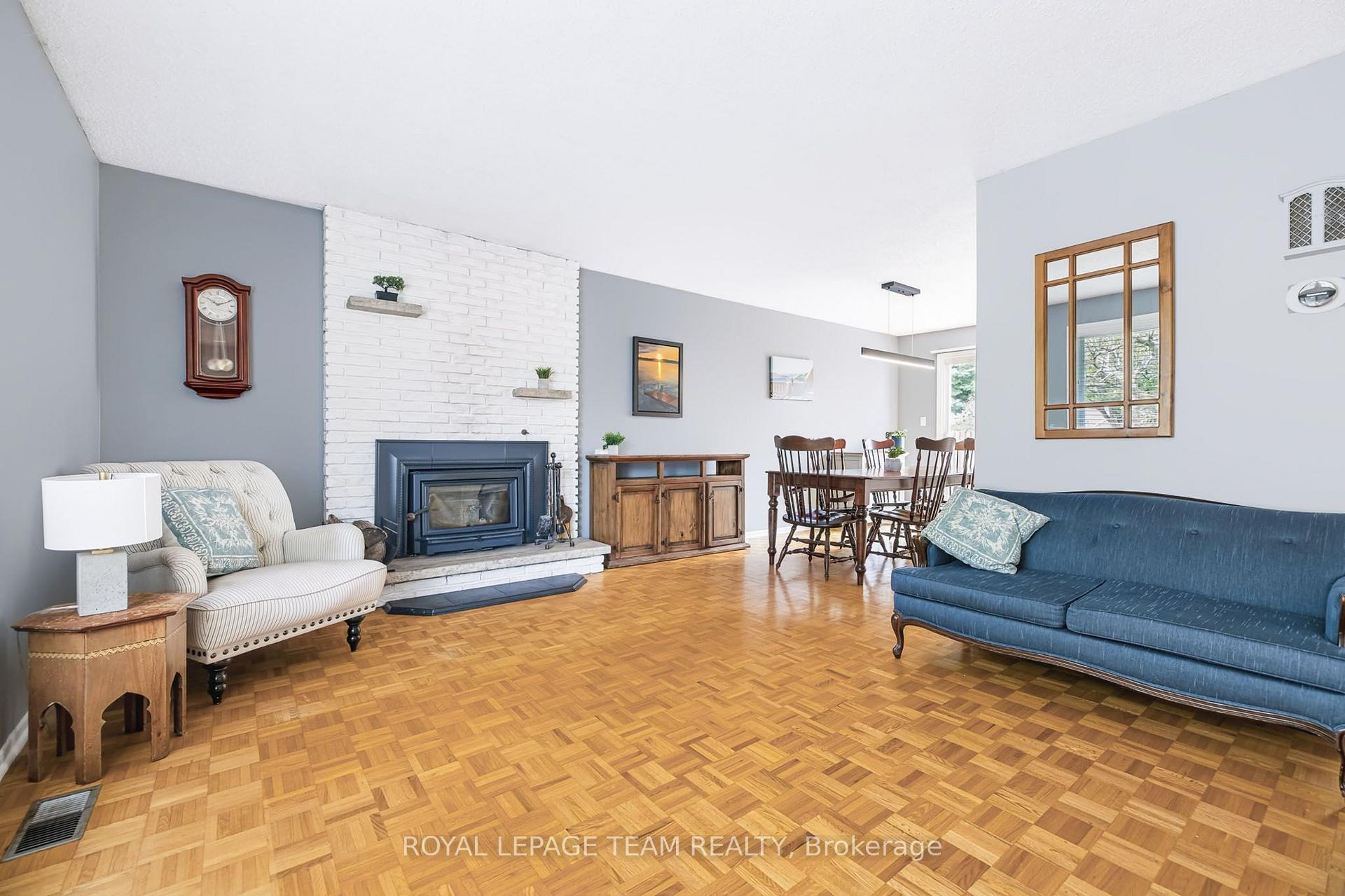 Photo 18 of 230 Lincoln Heights Road, Ottawa, Lincoln Heights — HOMEH