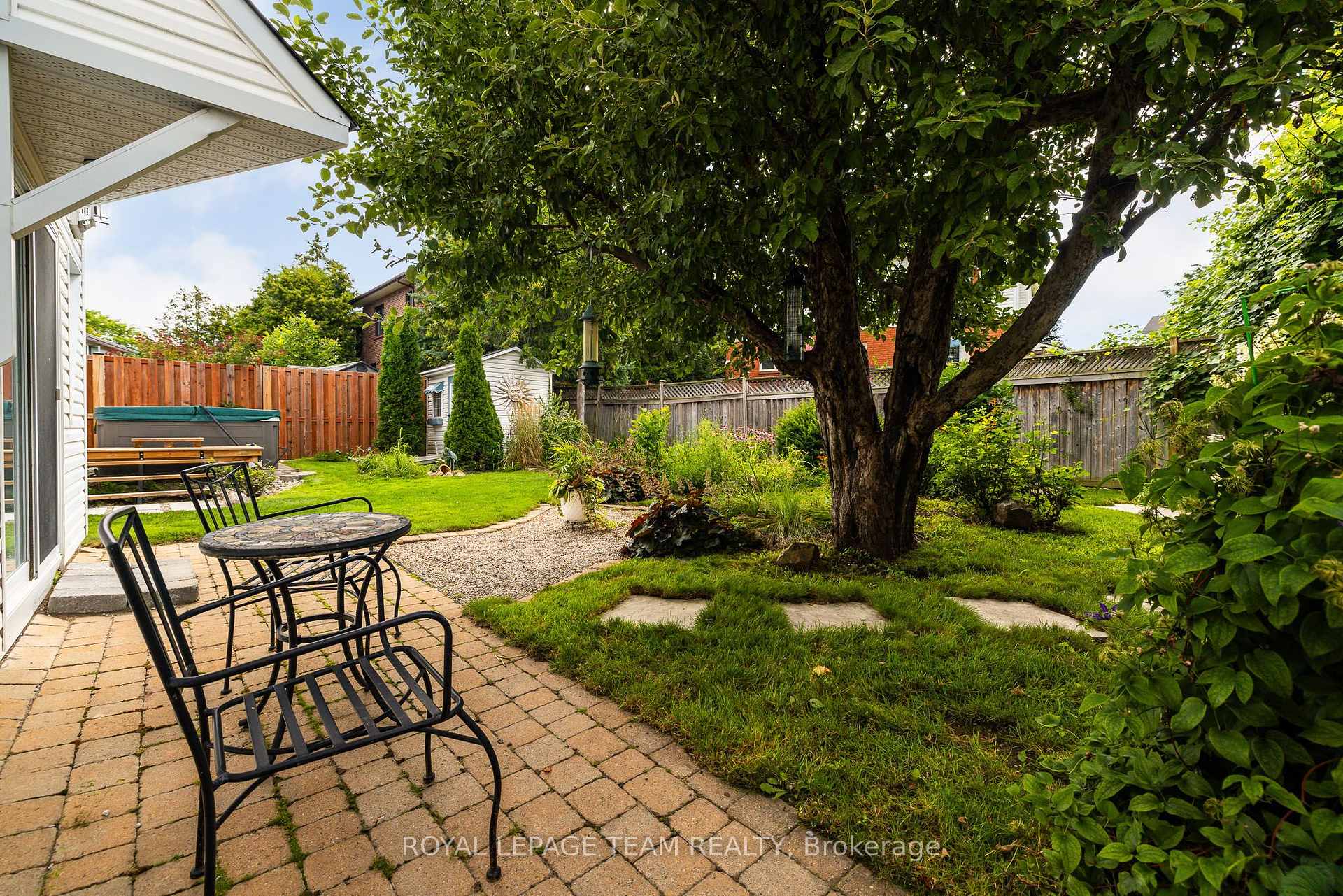 Photo 43 of 230 Lincoln Heights Road, Ottawa, Lincoln Heights — HOMEH