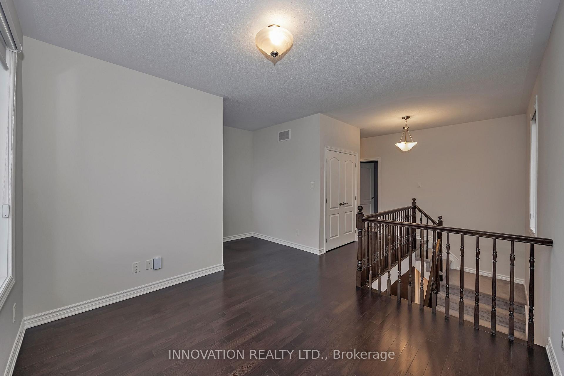 Photo 14 of 331 Rouncey Road, Ottawa, Kanata - Emerald Meadows/Trailwest — HOMEH