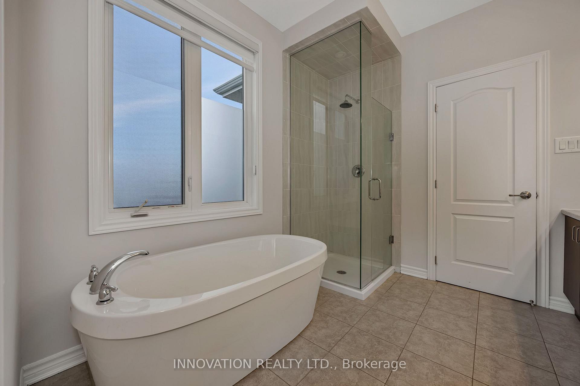 Photo 20 of 331 Rouncey Road, Ottawa, Kanata - Emerald Meadows/Trailwest — HOMEH