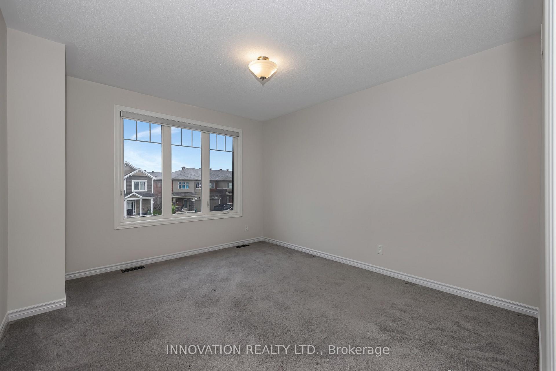 Photo 21 of 331 Rouncey Road, Ottawa, Kanata - Emerald Meadows/Trailwest — HOMEH