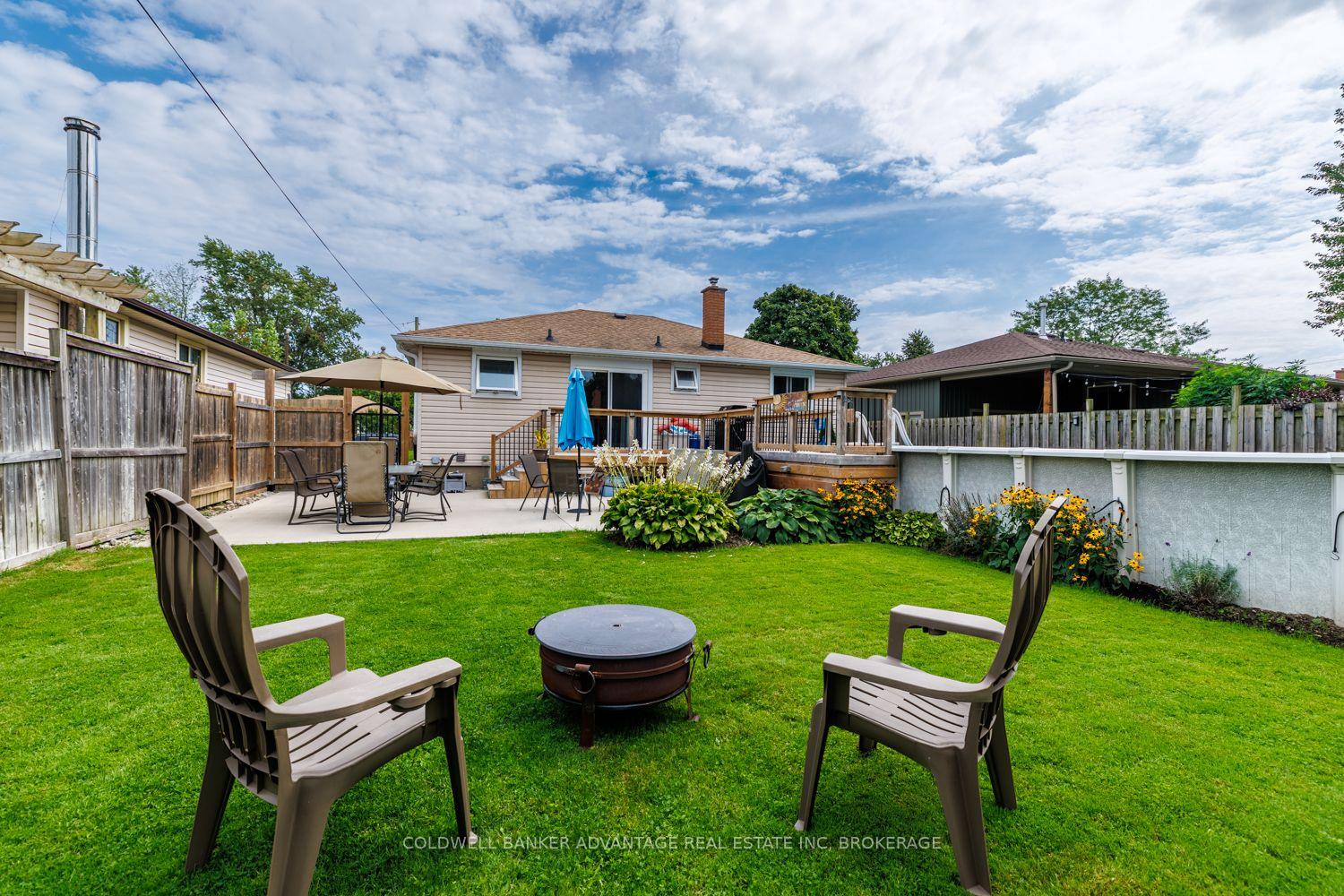 Photo 24 of 220 Cutress Avenue, Welland, Broadway — HOMEH
