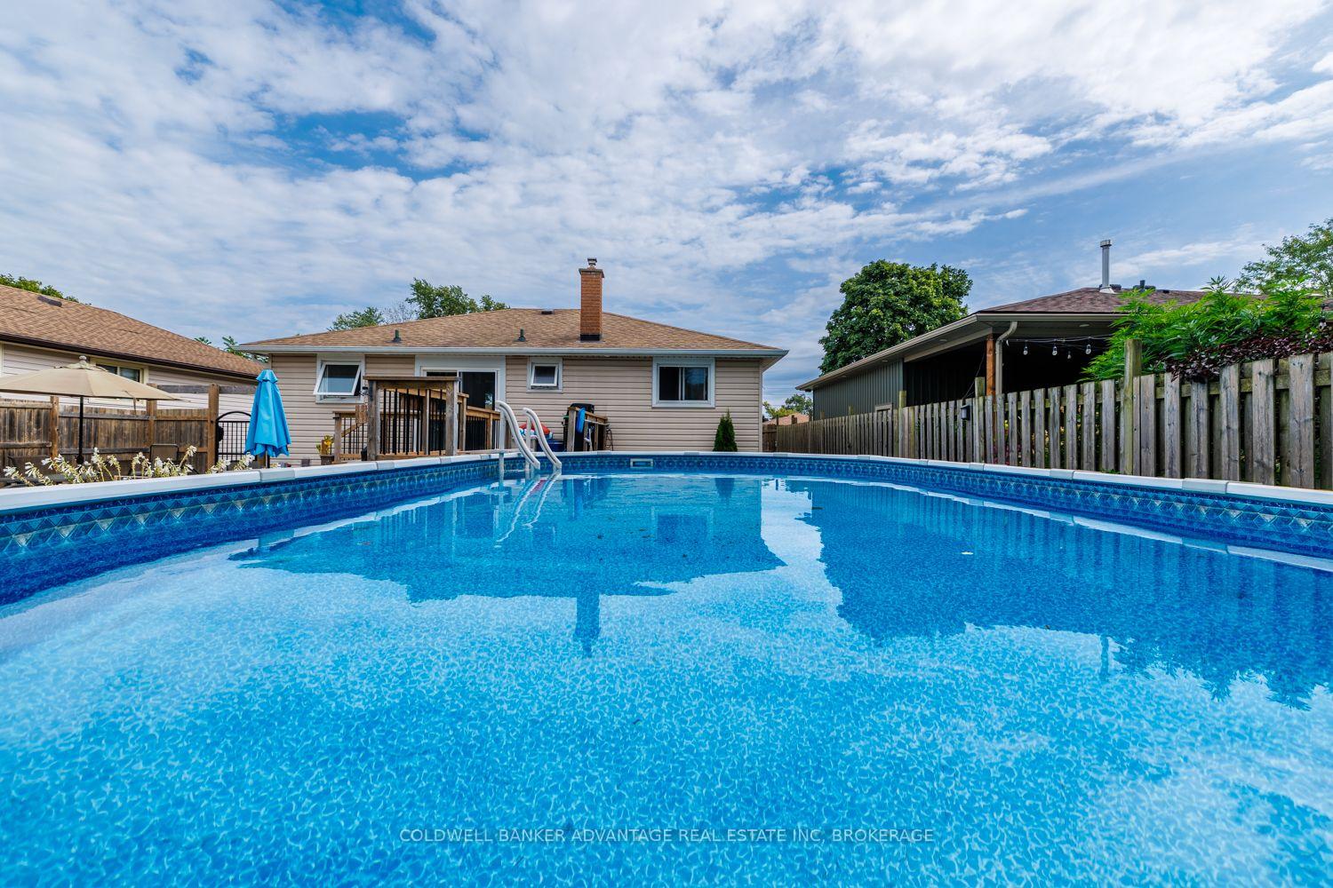 Photo 29 of 220 Cutress Avenue, Welland, Broadway — HOMEH