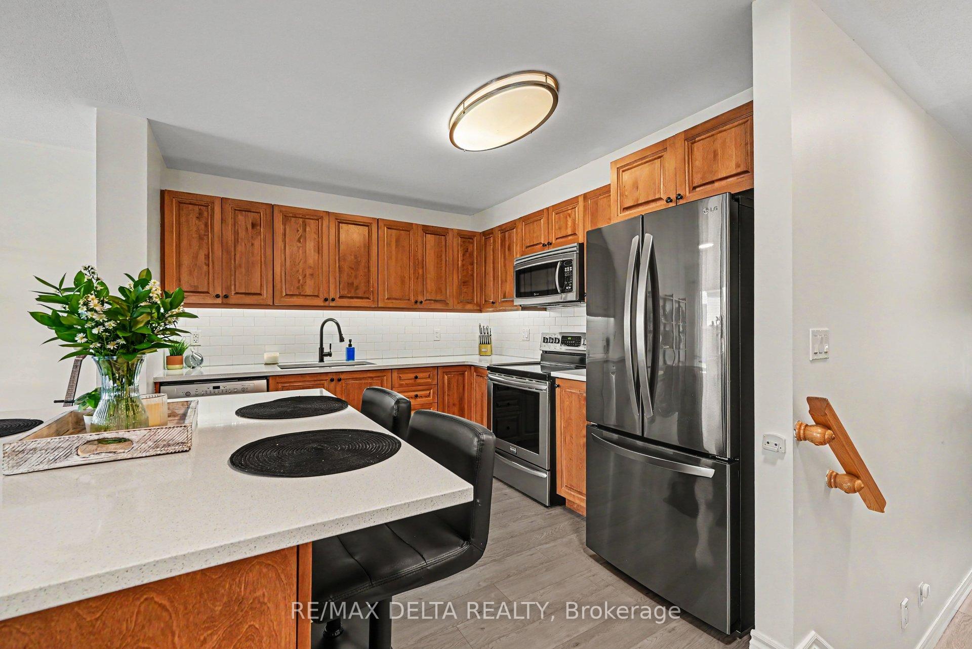 Photo 12 of 145 Marrissa Avenue, Ottawa, Beacon Hill South — HOMEH