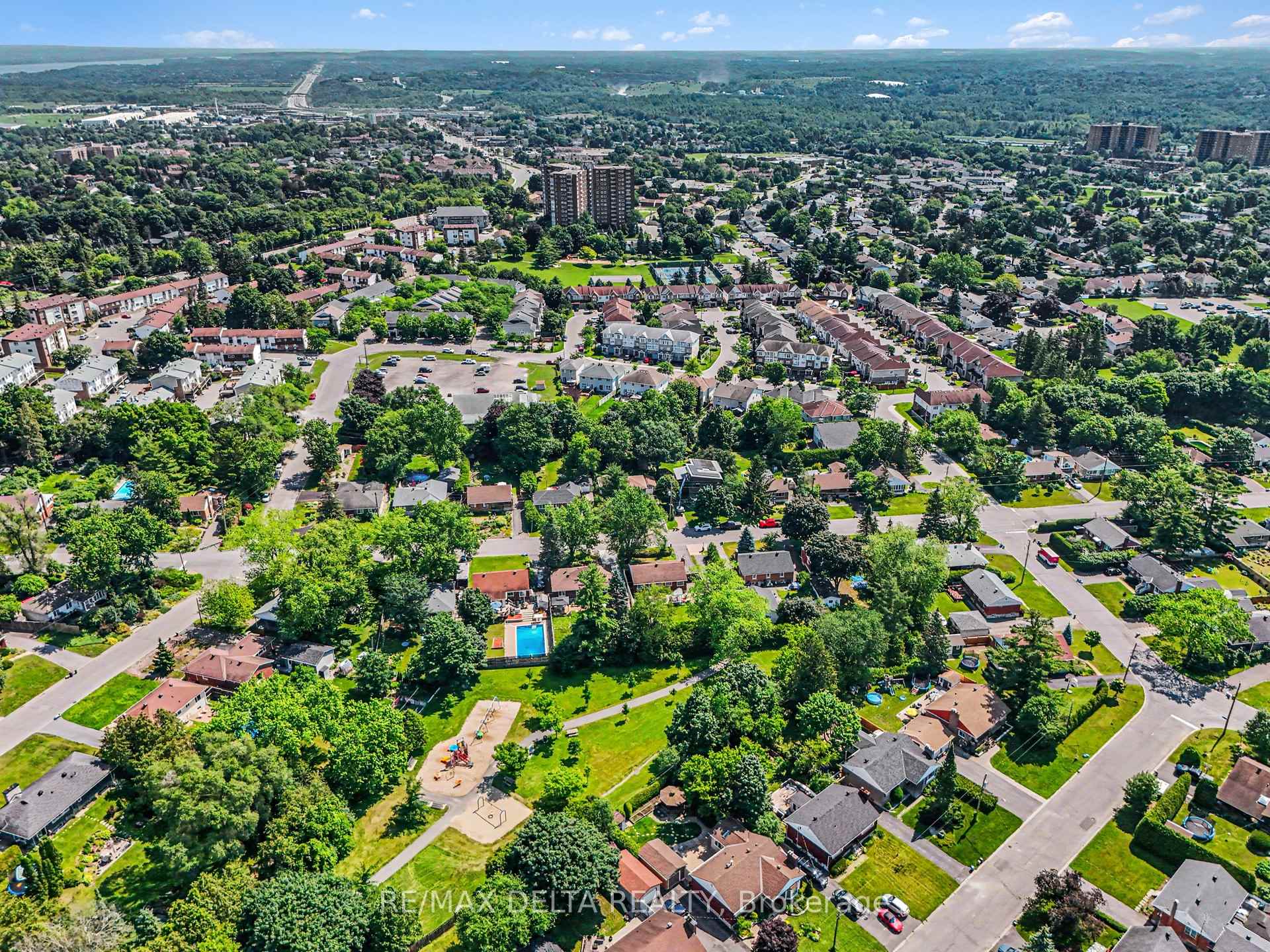 Photo 46 of 145 Marrissa Avenue, Ottawa, Beacon Hill South — HOMEH