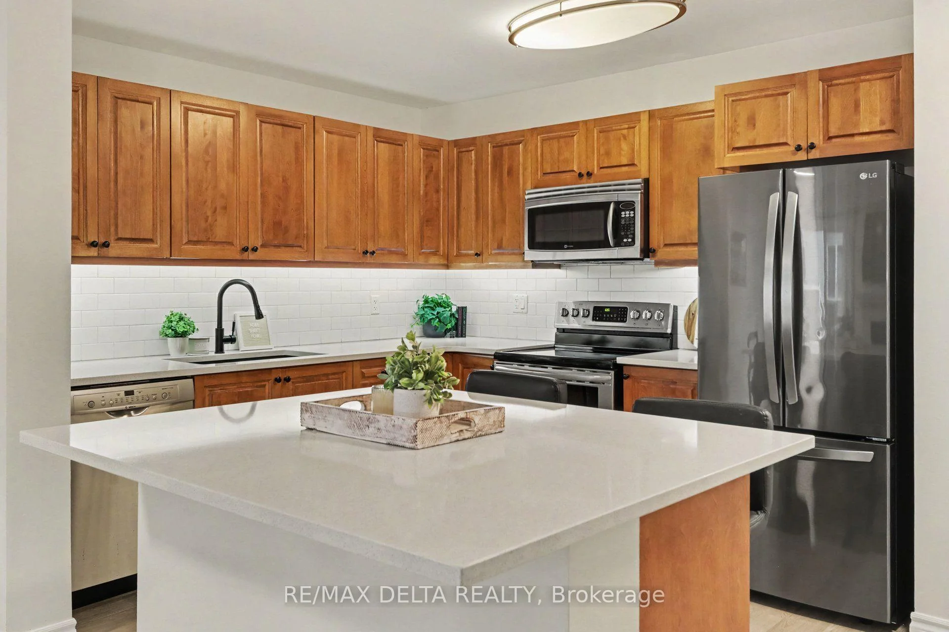 Photo 23 of 145 Marrissa Avenue, Ottawa, Beacon Hill South — HOMEH