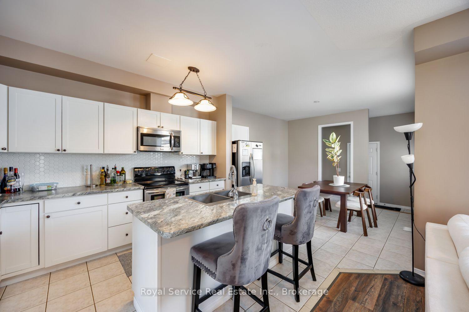 Photo 8 of 762 Carlisle Street, Cobourg — HOMEH