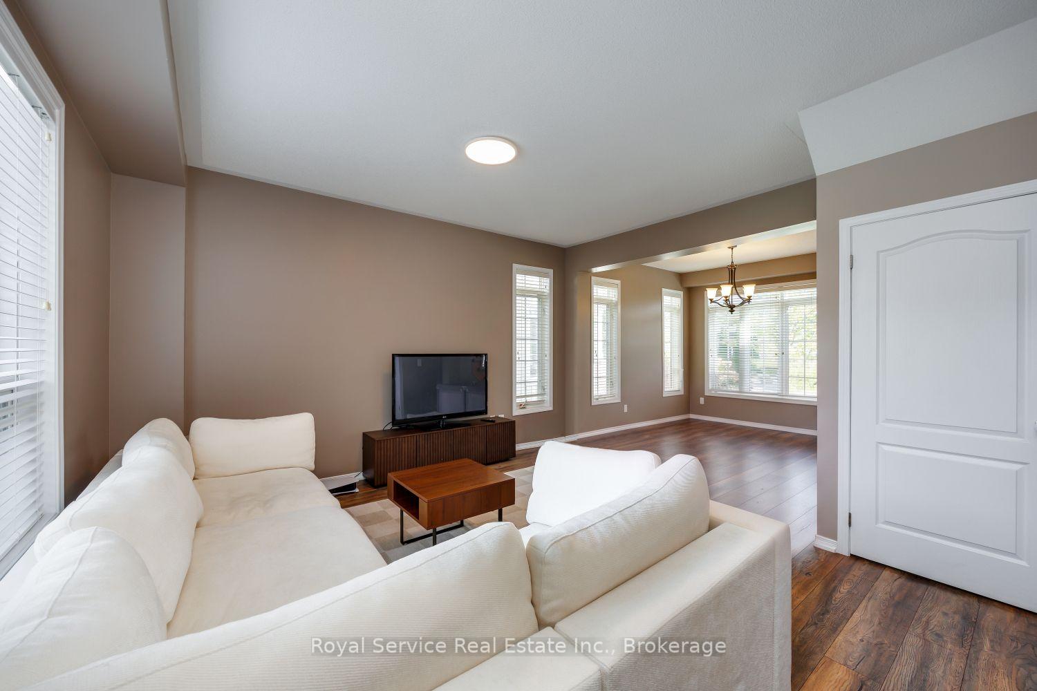 Photo 15 of 762 Carlisle Street, Cobourg — HOMEH