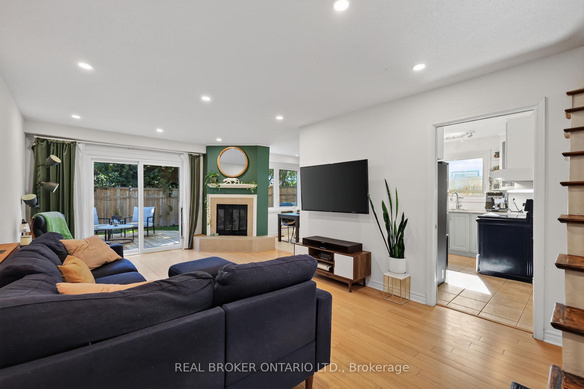 Photo 2 of 37 Jansen Road, Ottawa, Sheahan Estates/Trend Village — HOMEH