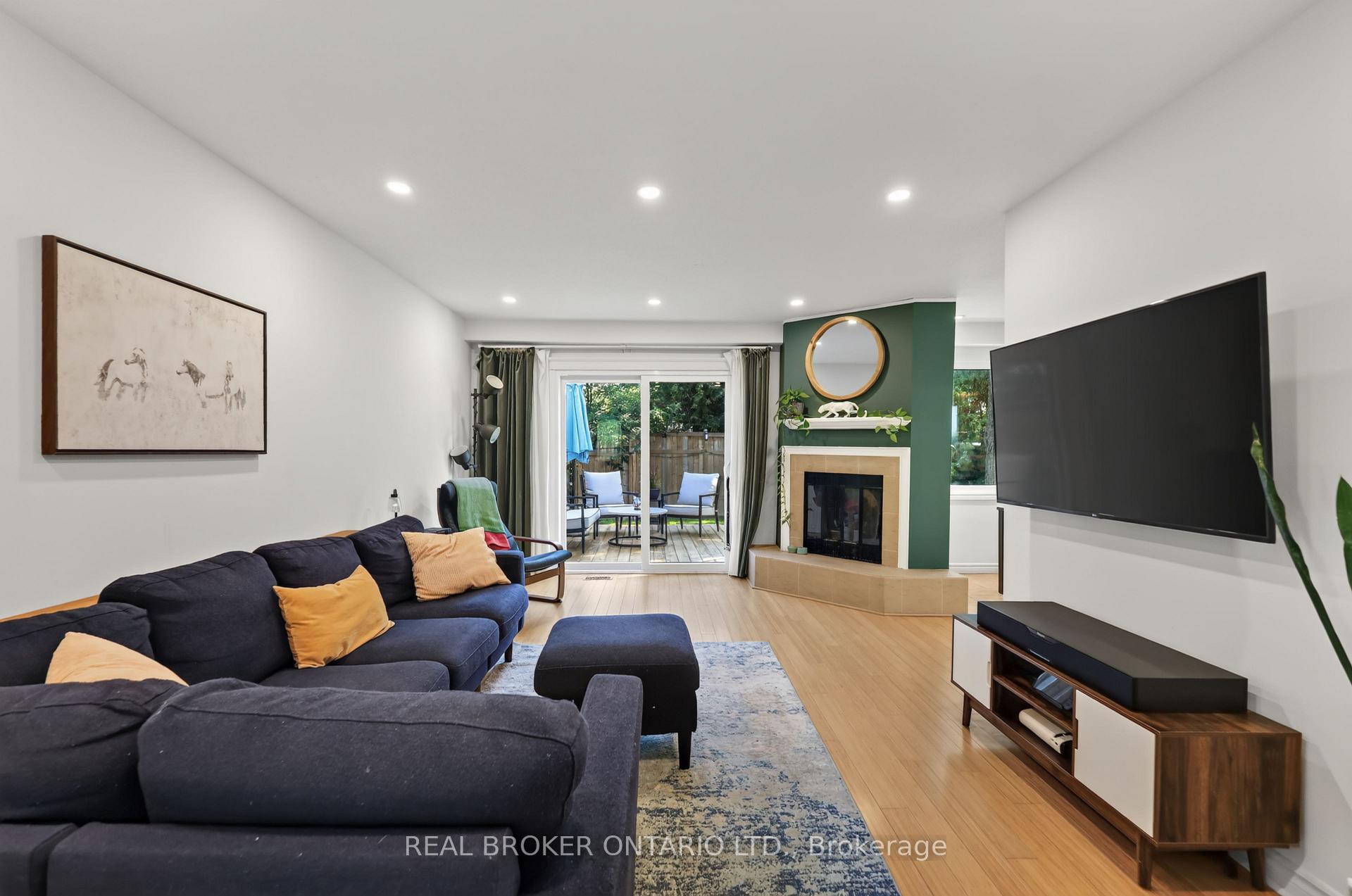 Photo 3 of 37 Jansen Road, Ottawa, Sheahan Estates/Trend Village — HOMEH