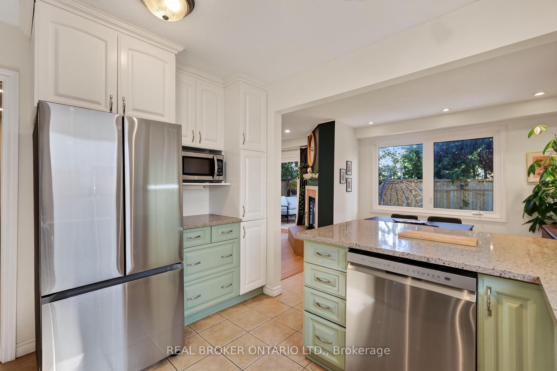 Photo 13 of 37 Jansen Road, Ottawa, Sheahan Estates/Trend Village — HOMEH