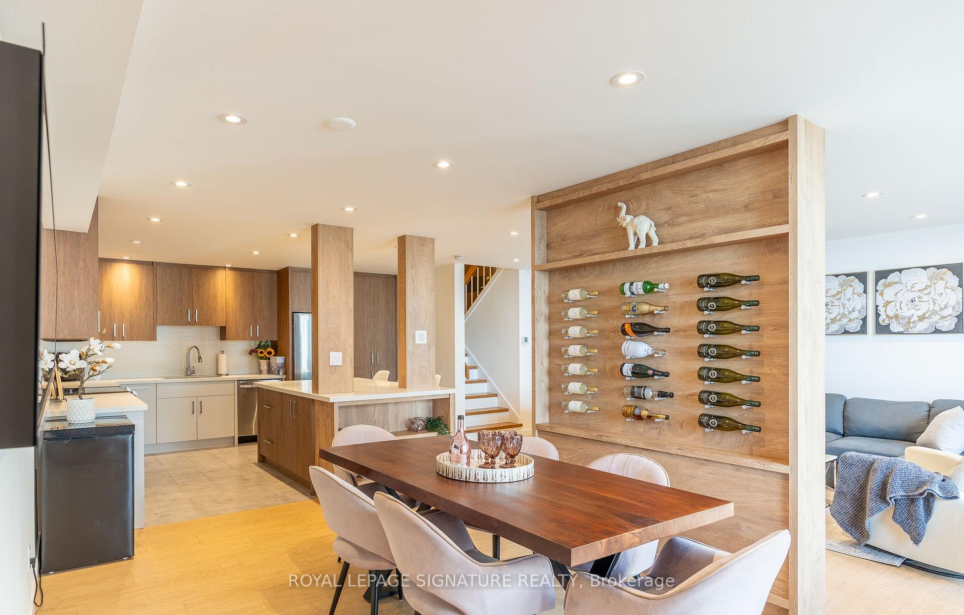 Photo 12 of Unit 1806, 33 Harbour Square, Toronto, Waterfront Communities — HOMEH
