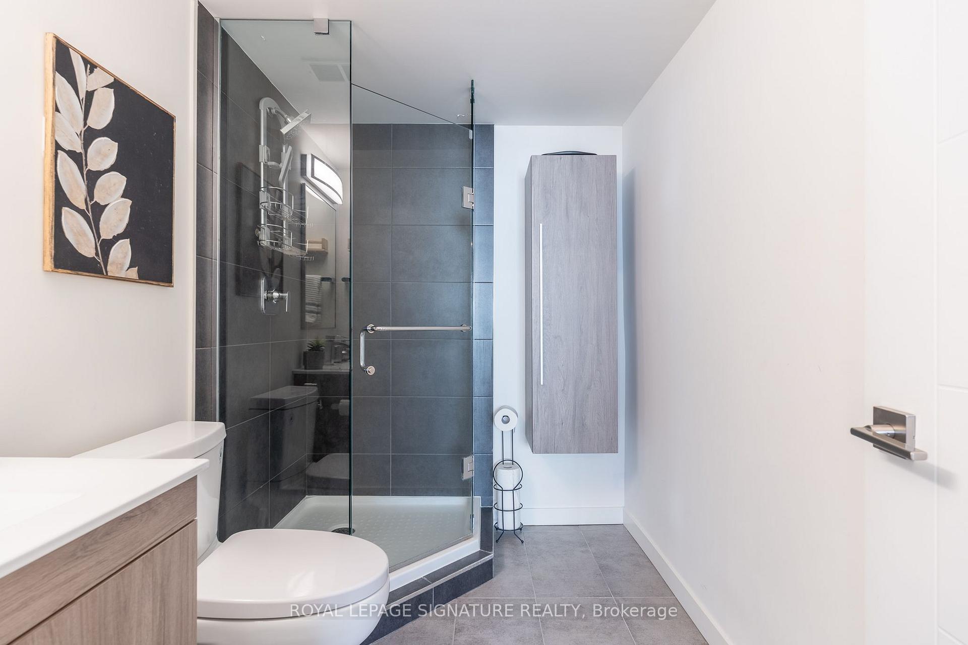 Photo 23 of Unit 1806, 33 Harbour Square, Toronto, Waterfront Communities — HOMEH