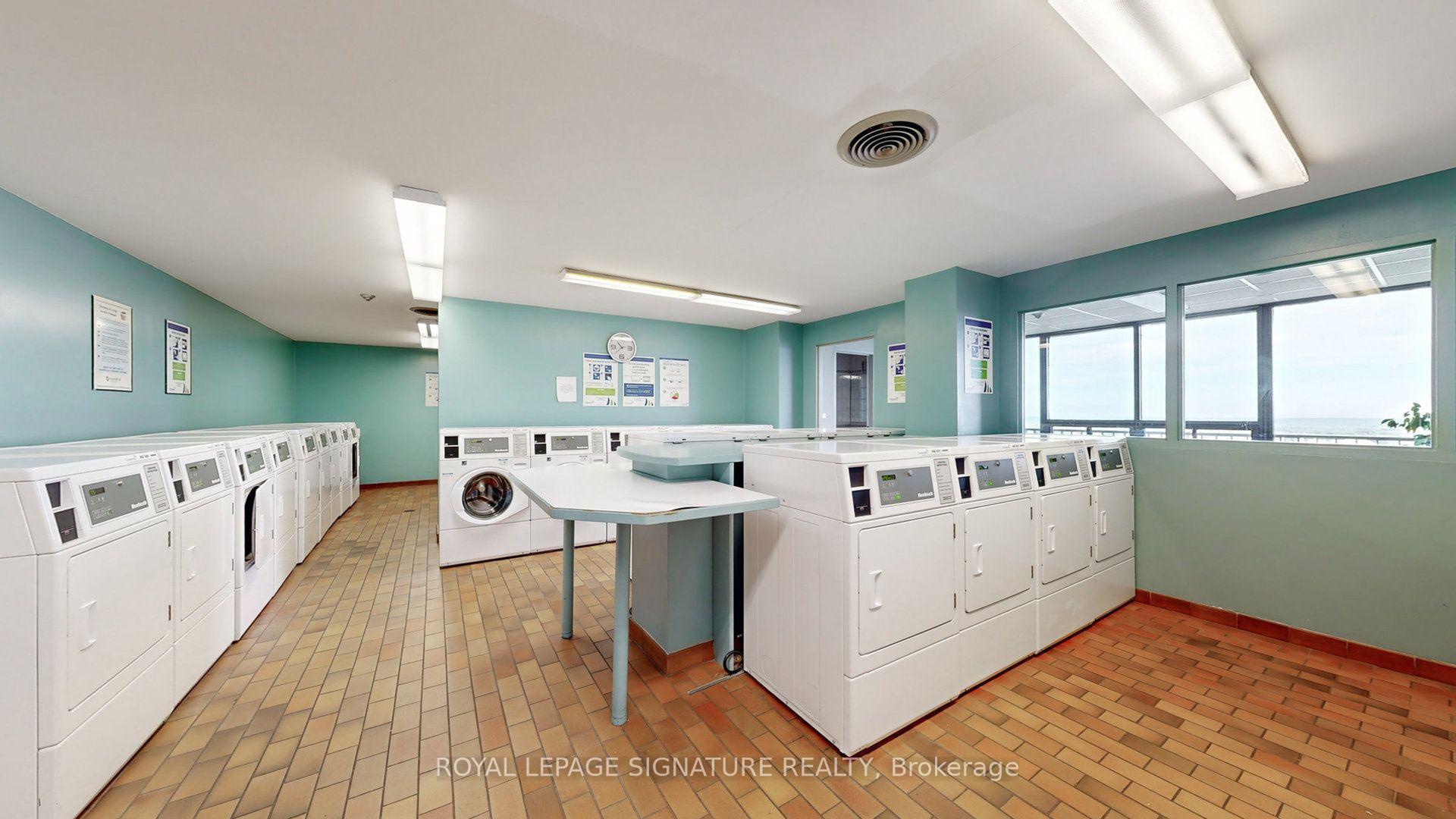 Photo 38 of Unit 1806, 33 Harbour Square, Toronto, Waterfront Communities — HOMEH