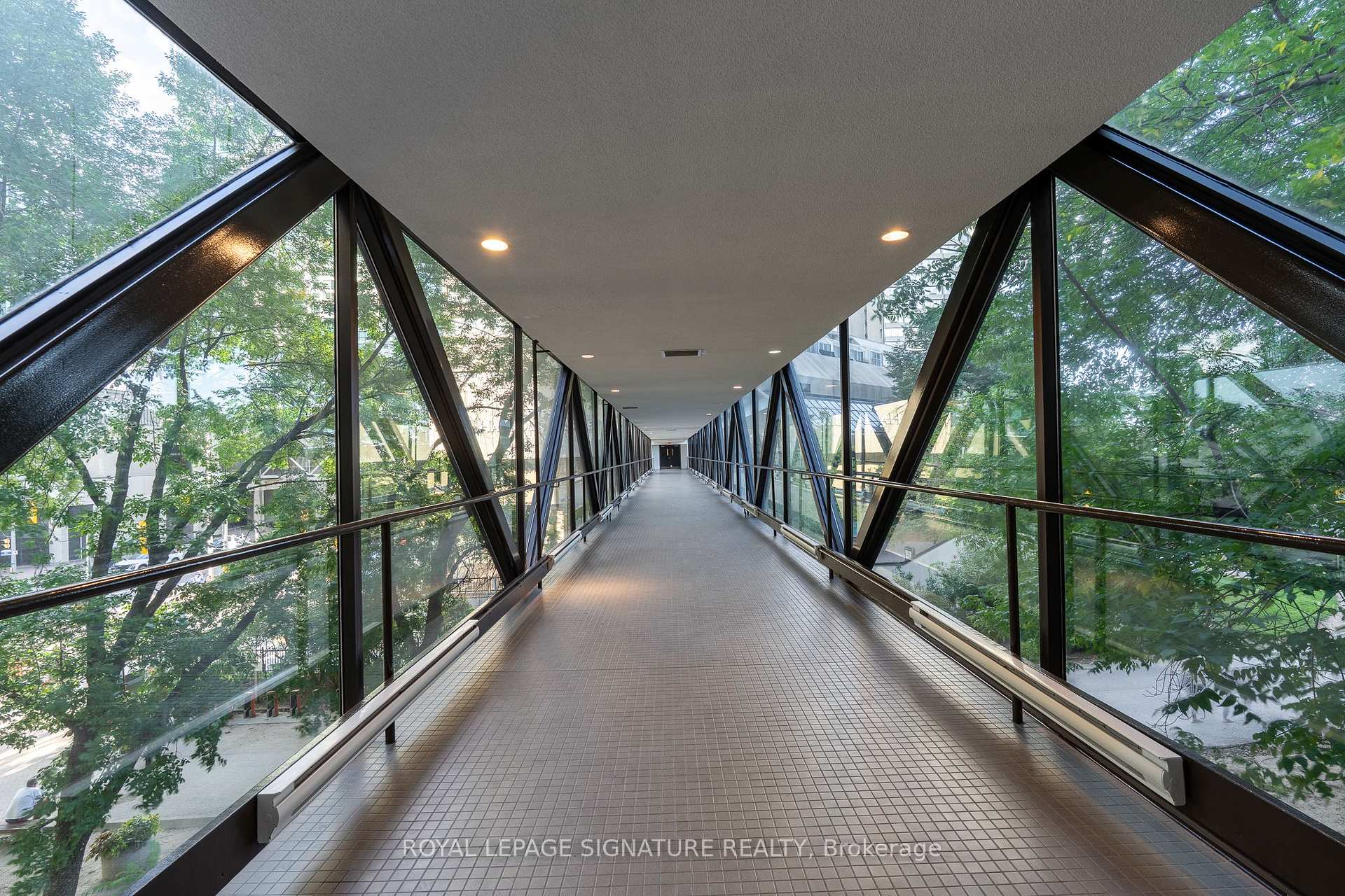 Photo 43 of Unit 1806, 33 Harbour Square, Toronto, Waterfront Communities — HOMEH