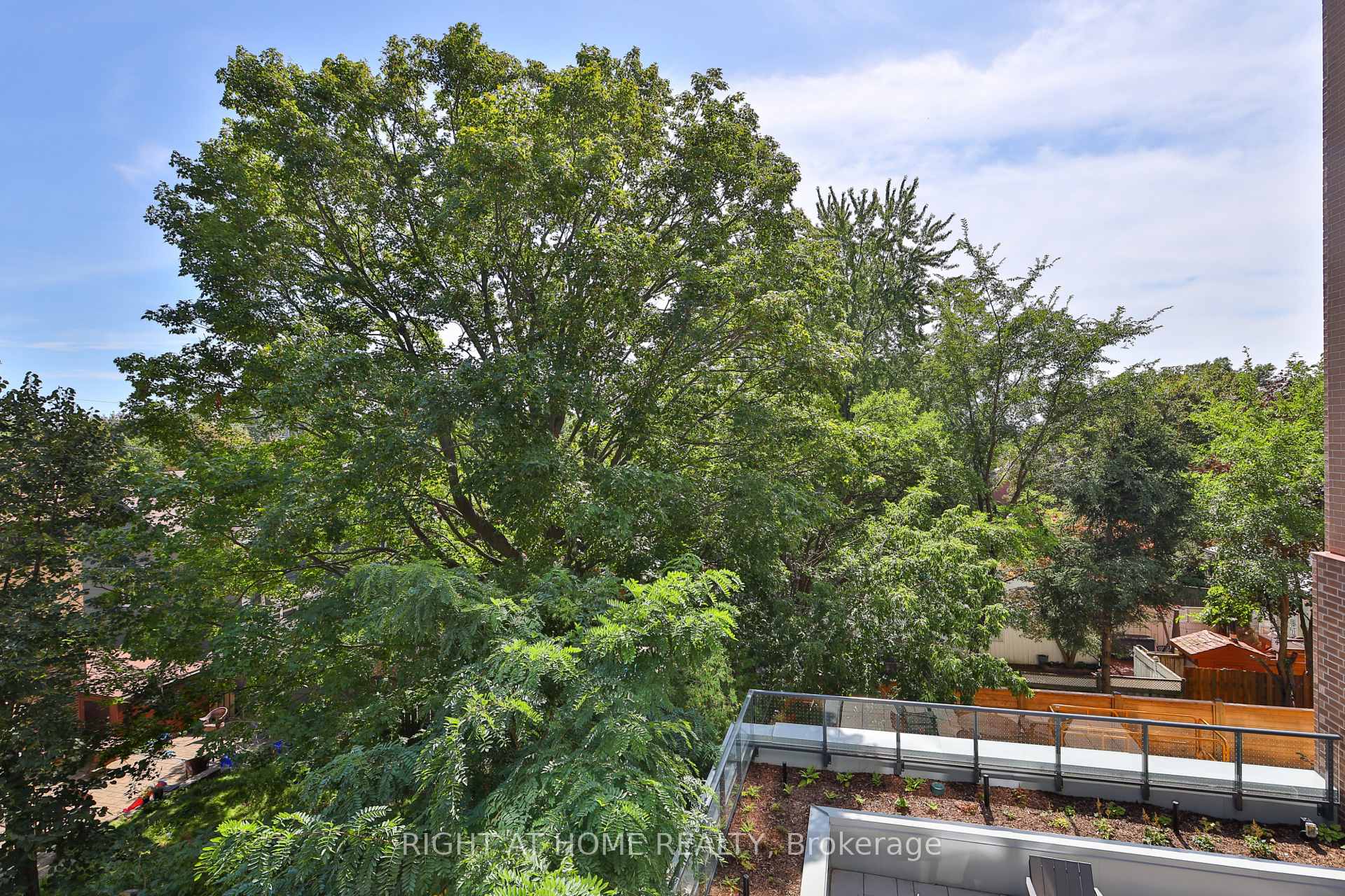 Photo 7 of Unit 211, 1161 Kingston Road, Scarborough, Birchcliffe-Cliffside — HOMEH