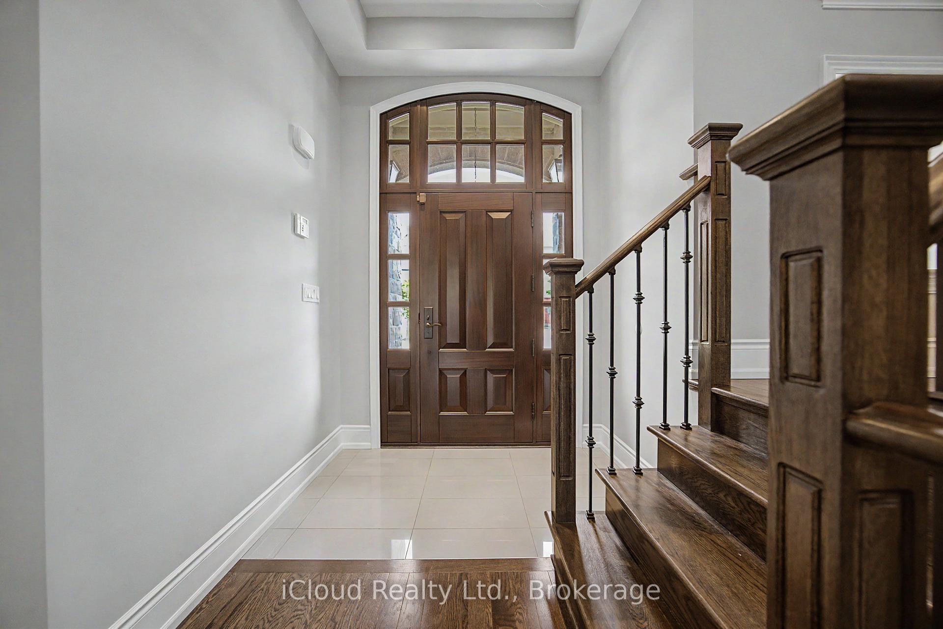 Photo 4 of 47 West Branch Drive, Halton Hills, Georgetown — HOMEH