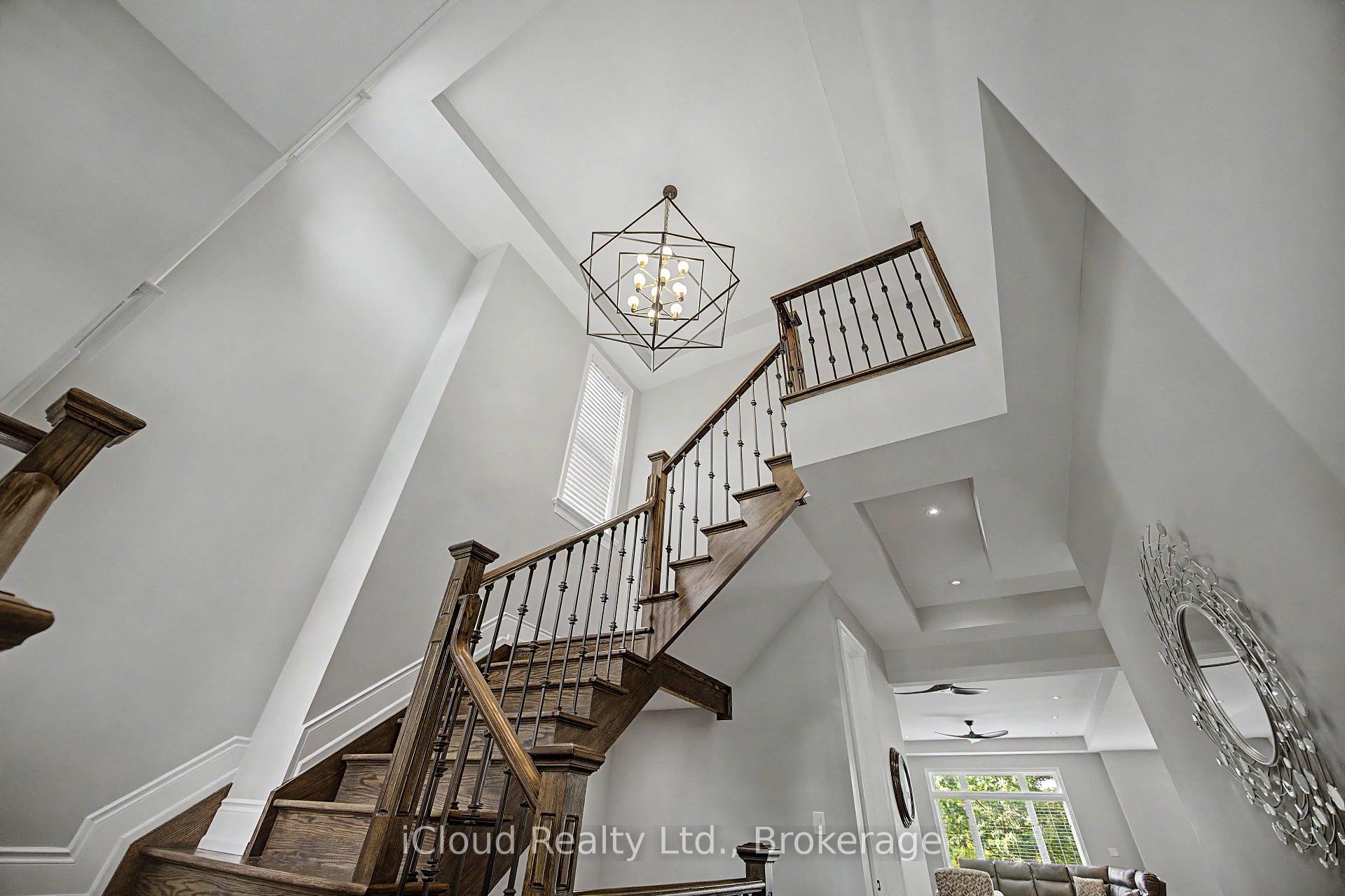 Photo 5 of 47 West Branch Drive, Halton Hills, Georgetown — HOMEH